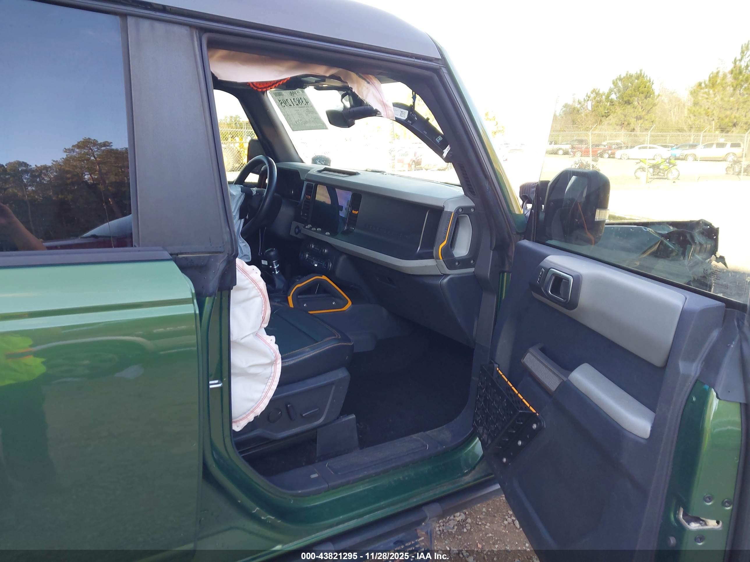 FORD BRONCO image 5