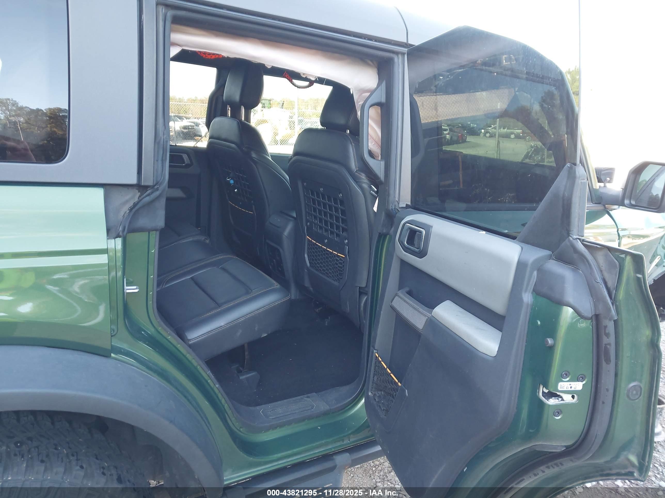 FORD BRONCO image 8