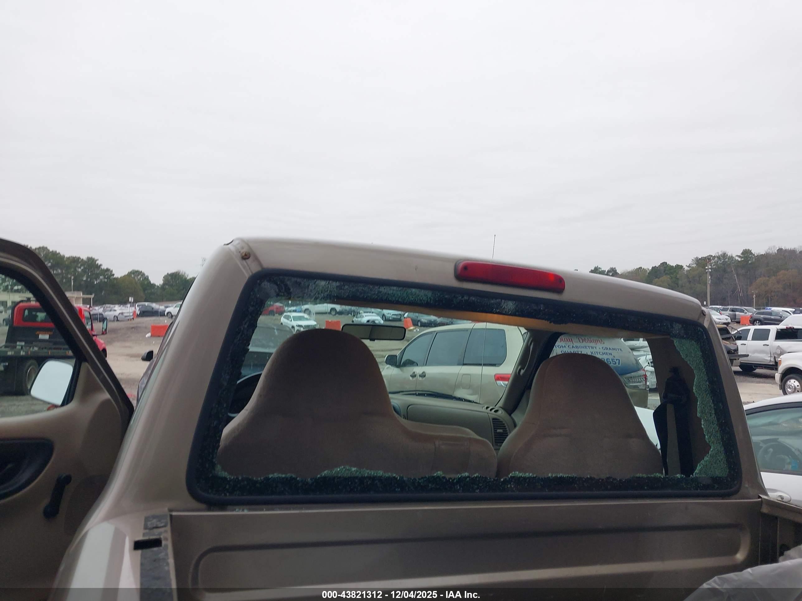 FORD RANGER image 6