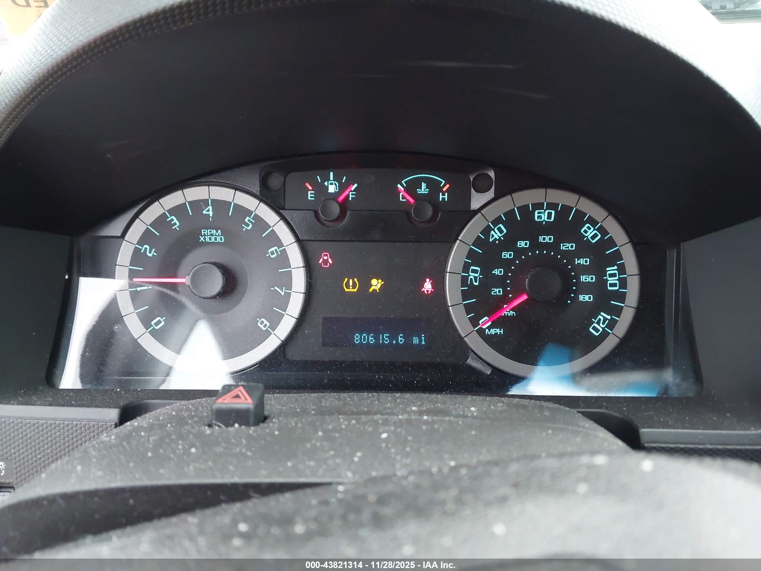 FORD ESCAPE image 7