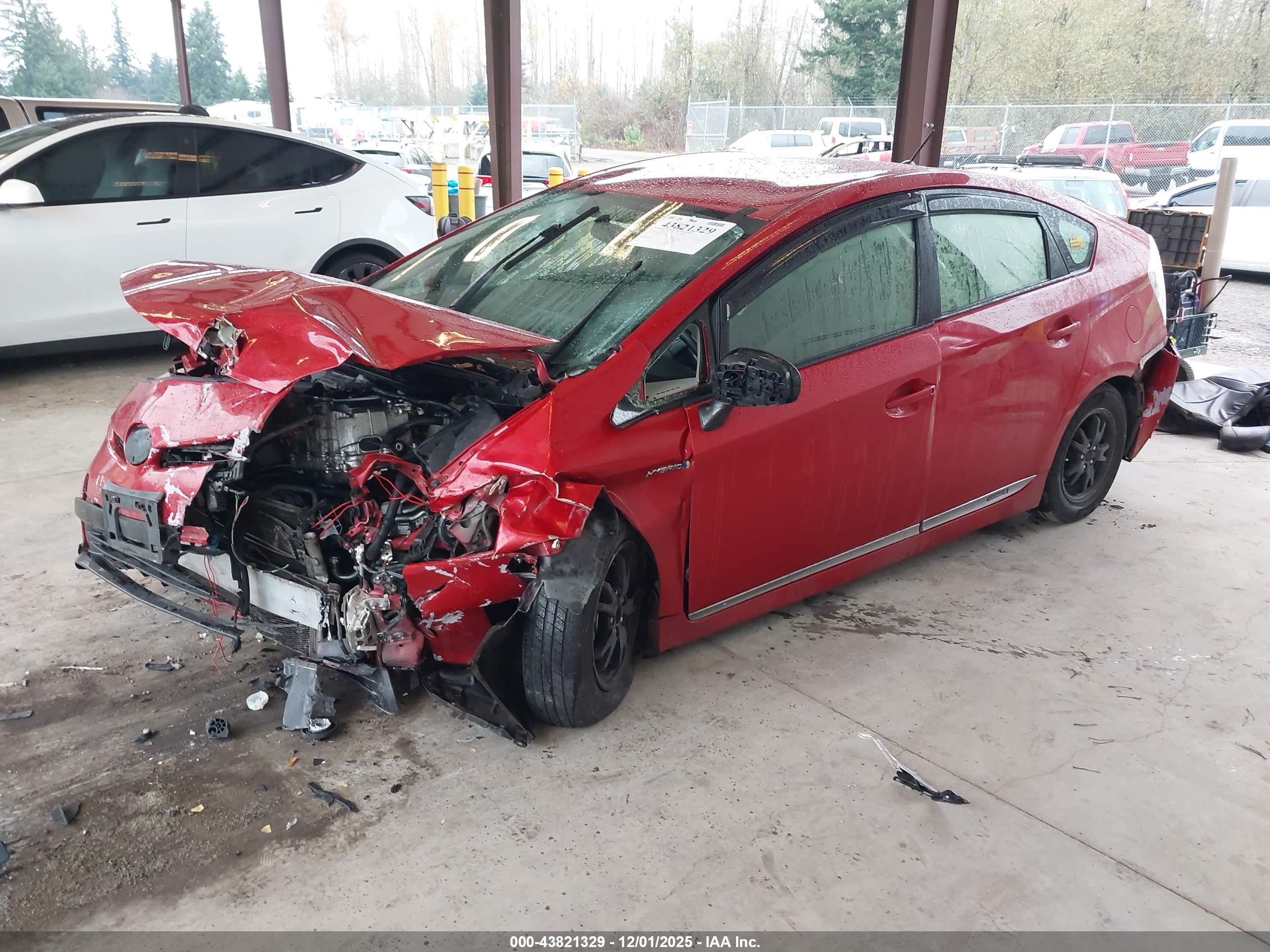 TOYOTA PRIUS image 2