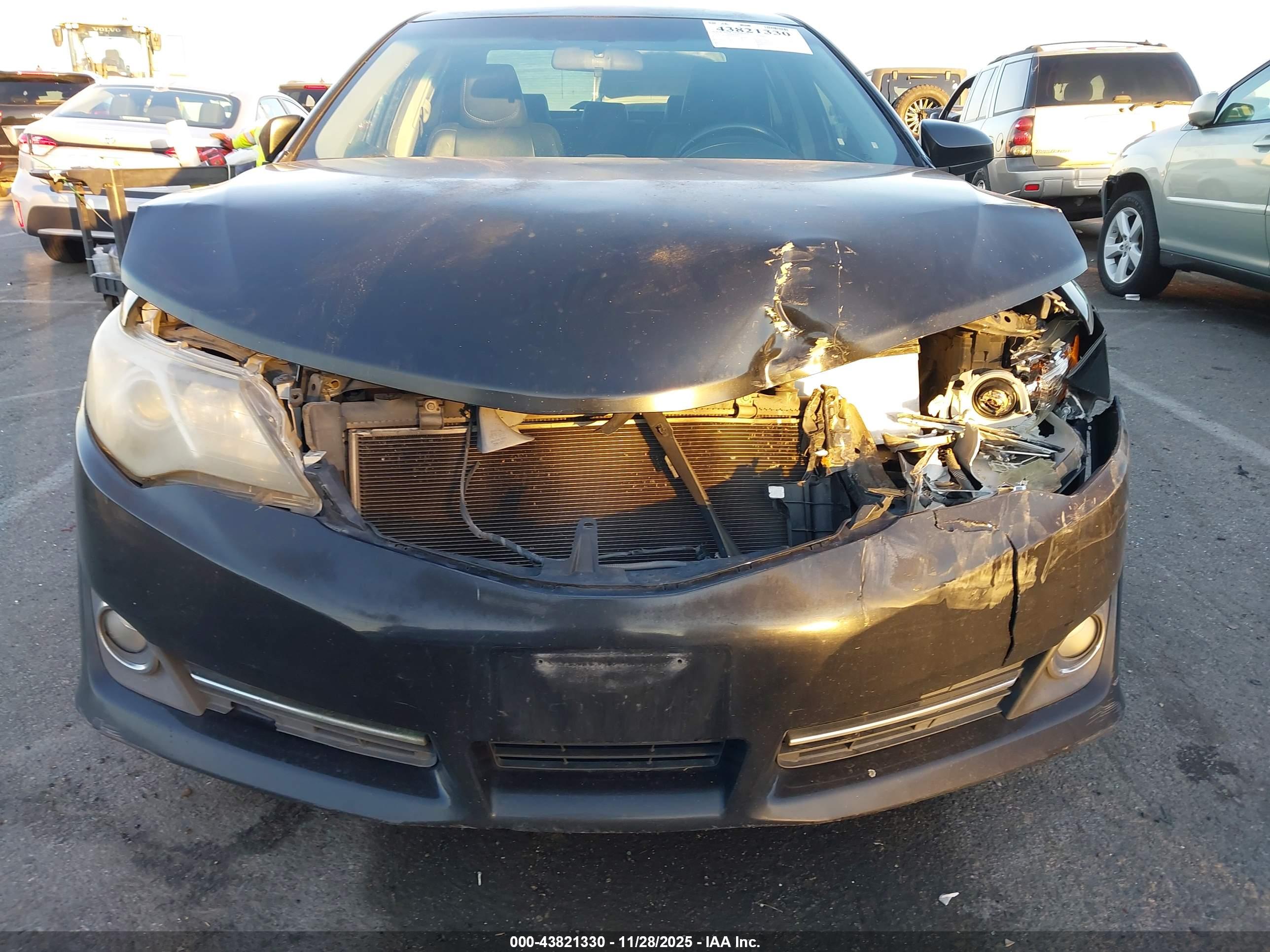 TOYOTA CAMRY image 6