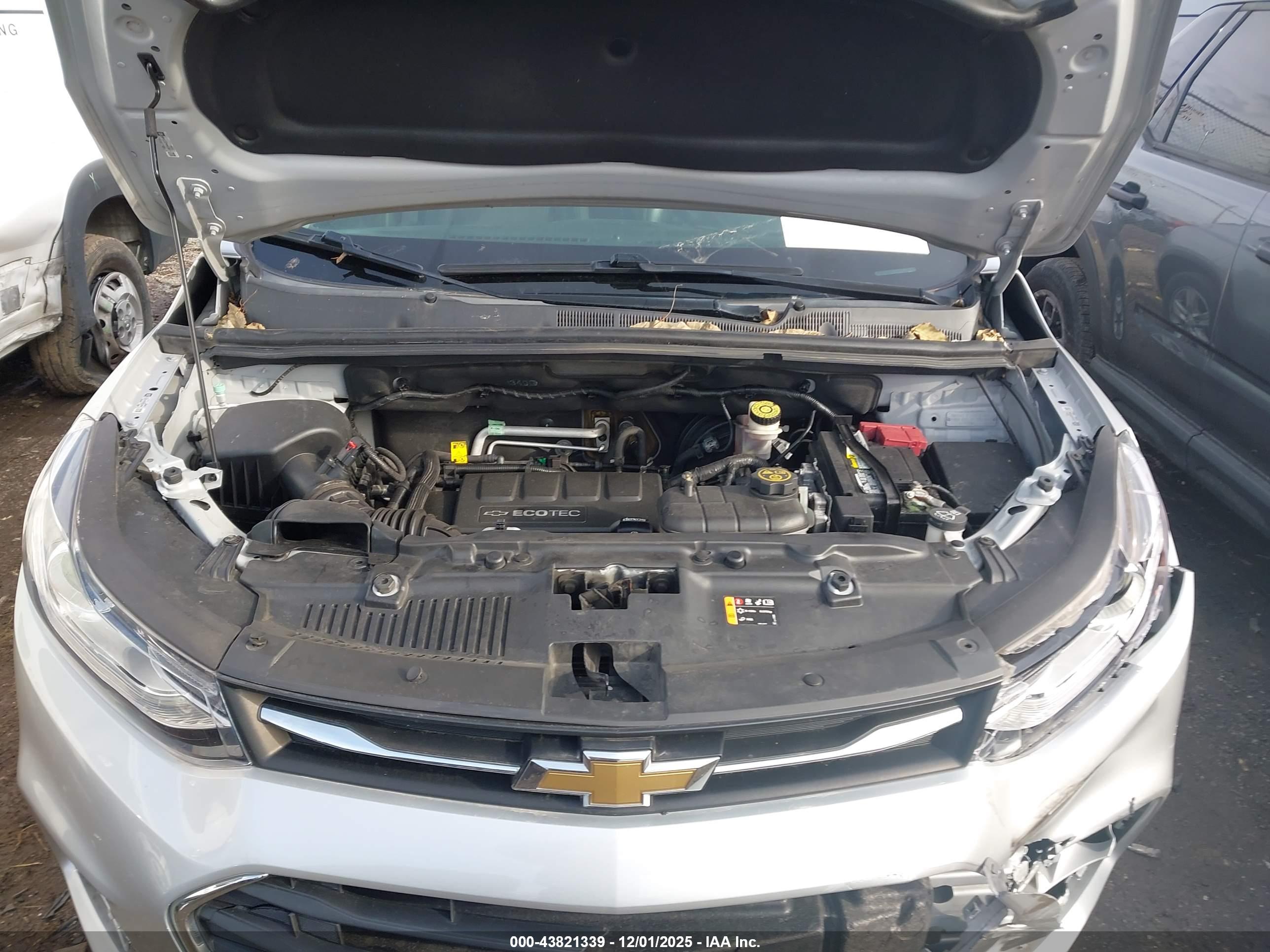 CHEVROLET TRAX image 10