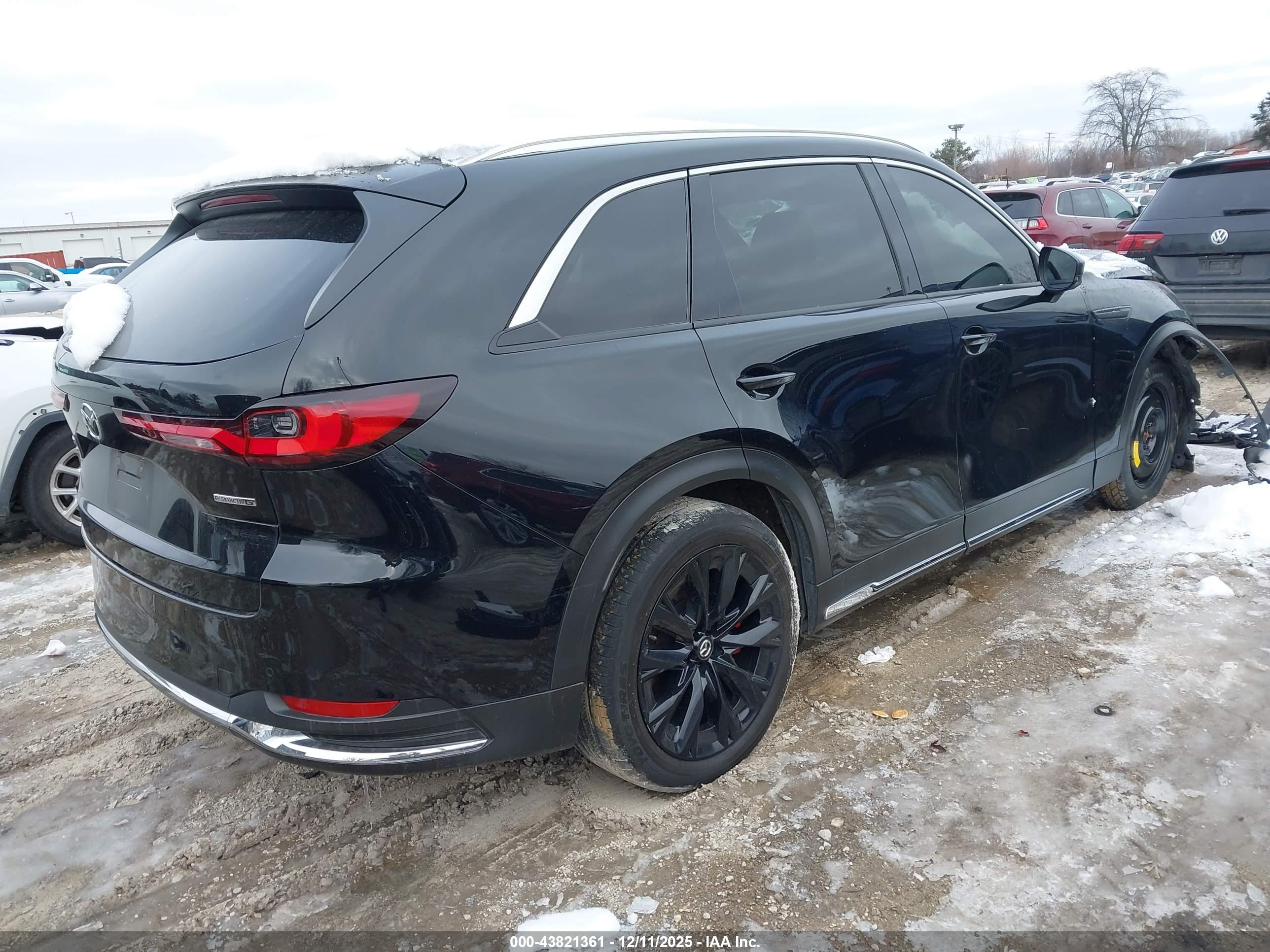 MAZDA CX-90 image 4