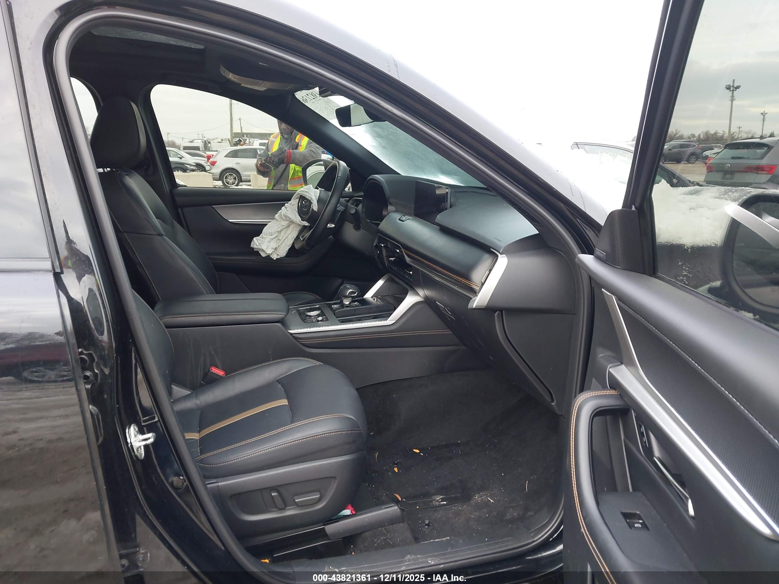 MAZDA CX-90 image 5