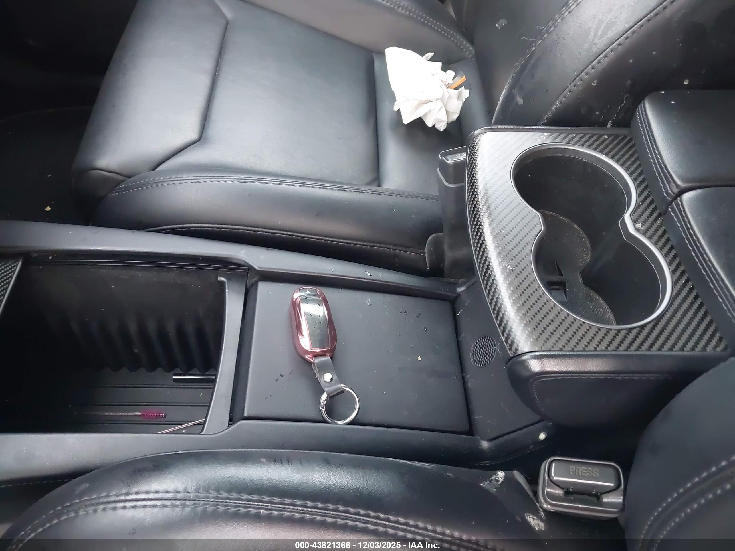 TESLA MODEL image 11