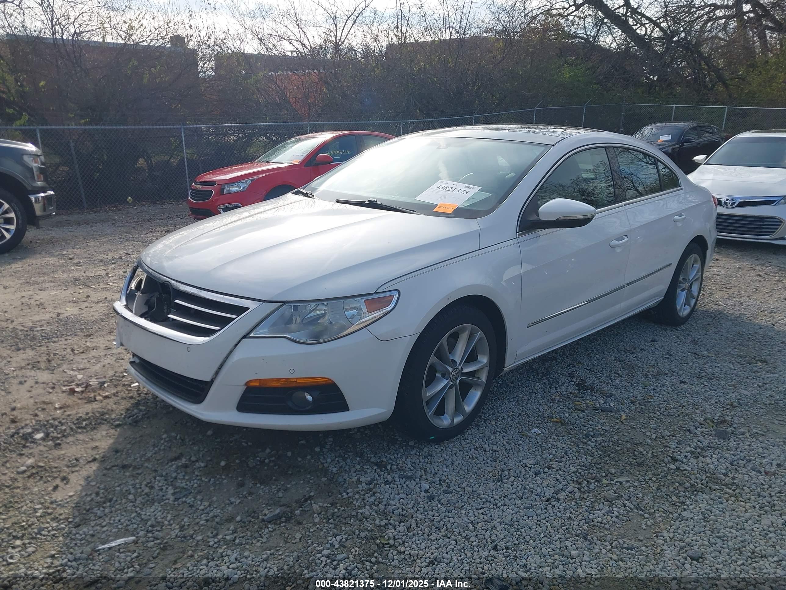 VOLKSWAGEN CC image 2