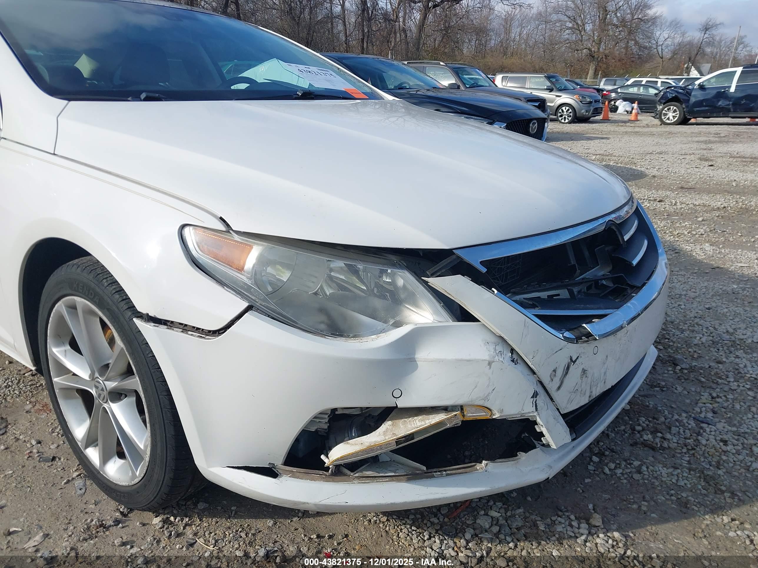 VOLKSWAGEN CC image 6