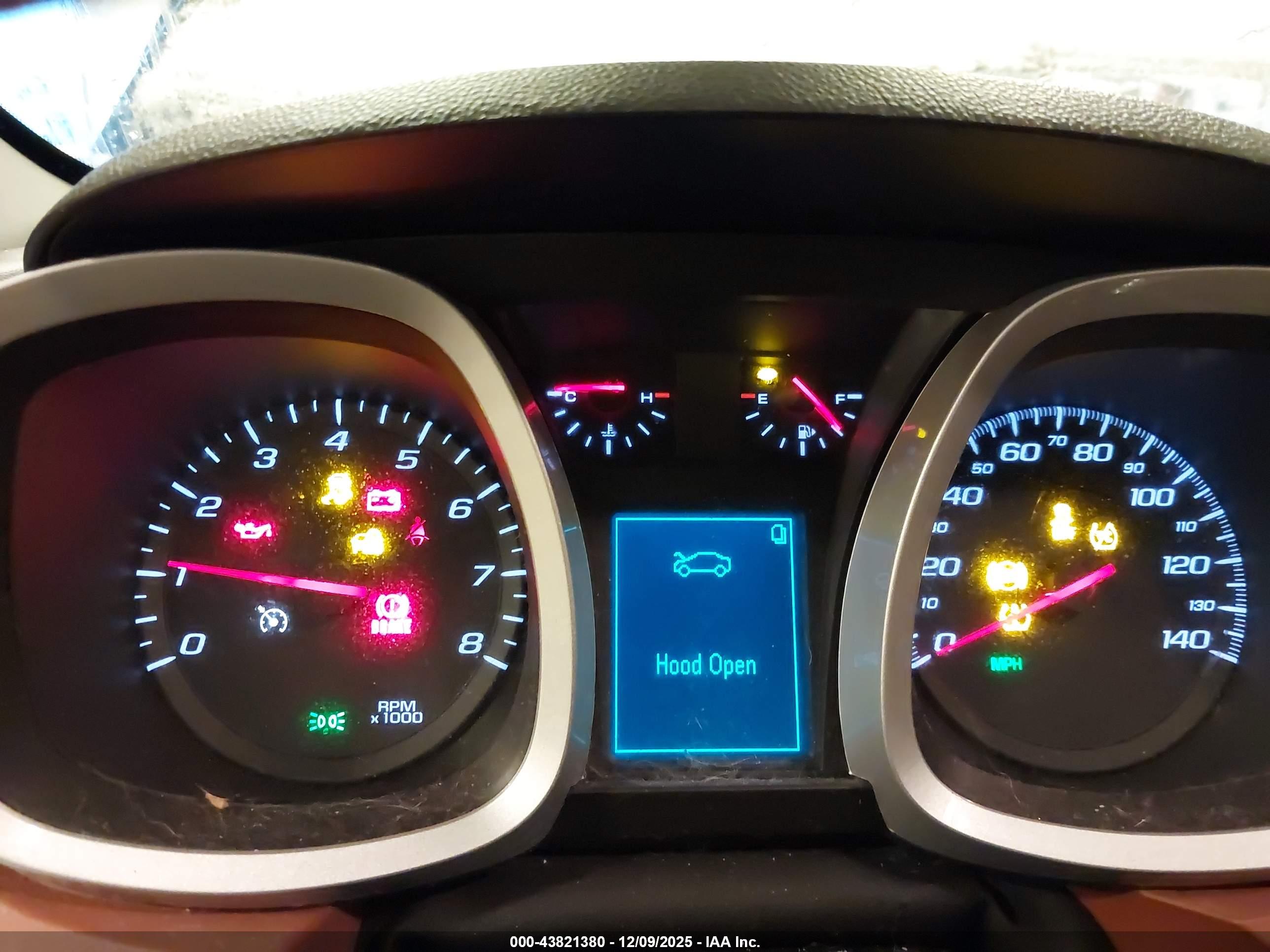 CHEVROLET EQUINOX image 7