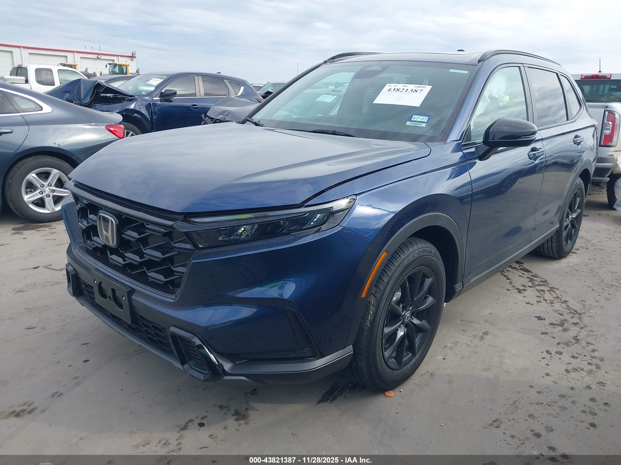 HONDA CR-V image 2