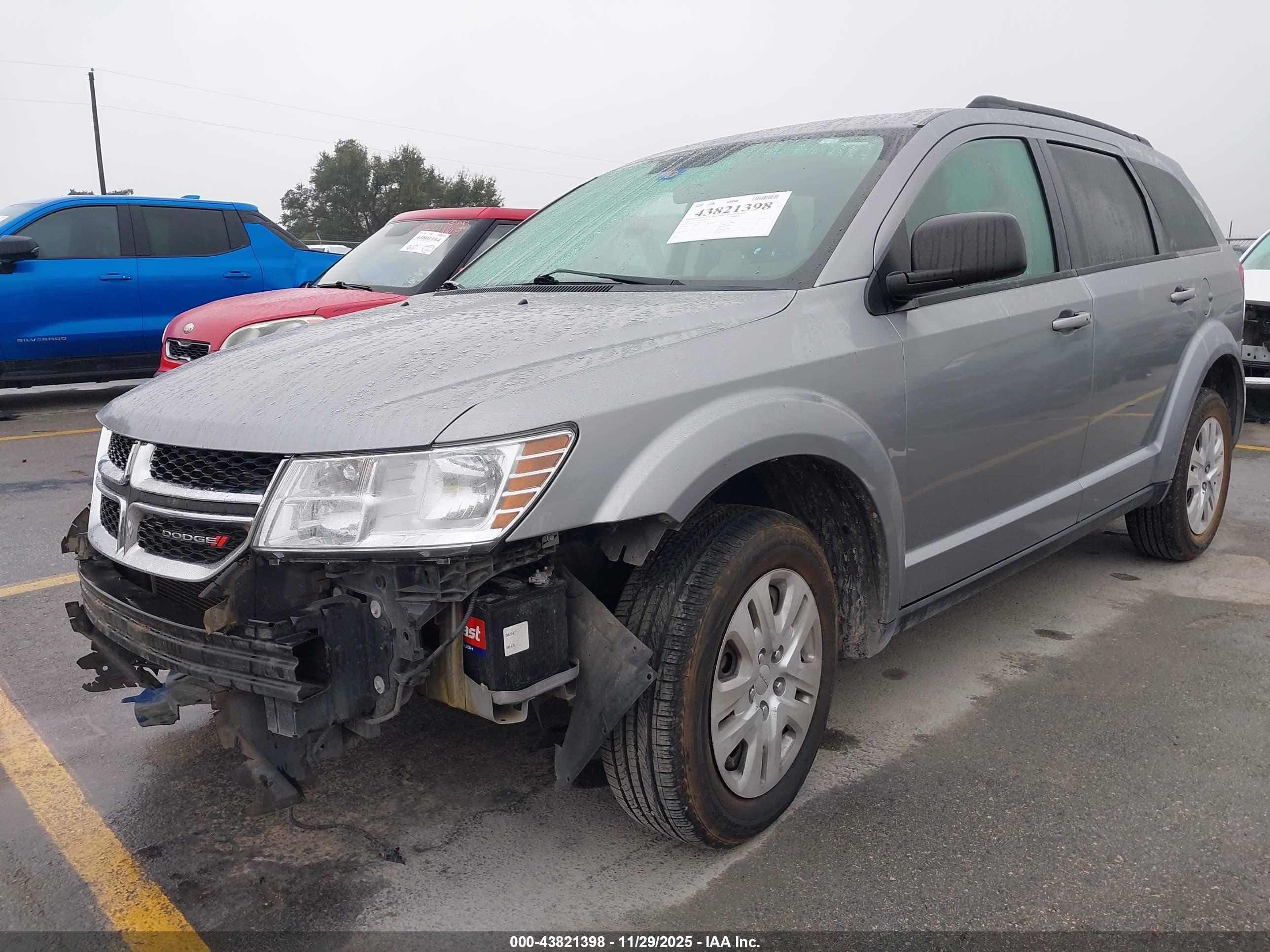 DODGE JOURNEY image 2