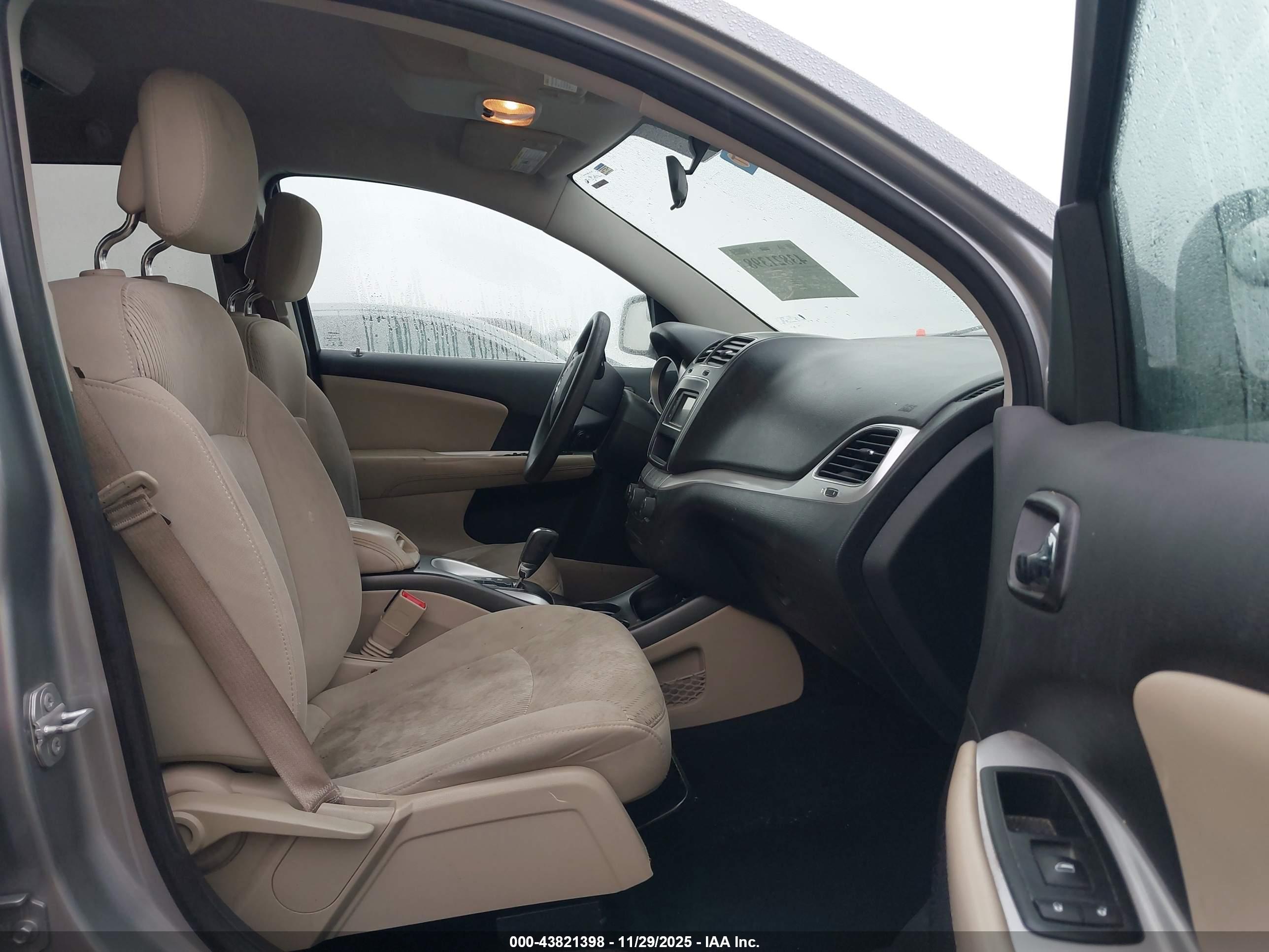 DODGE JOURNEY image 5