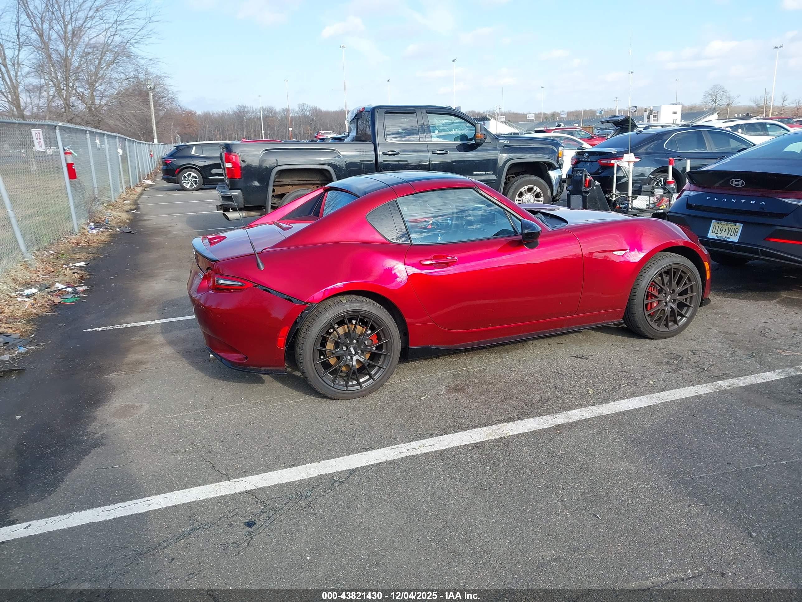 MAZDA MX-5 image 4