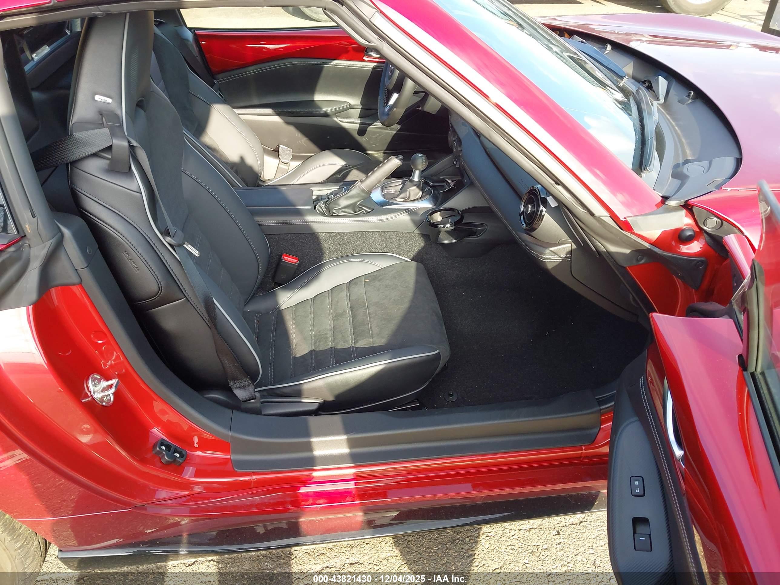 MAZDA MX-5 image 5