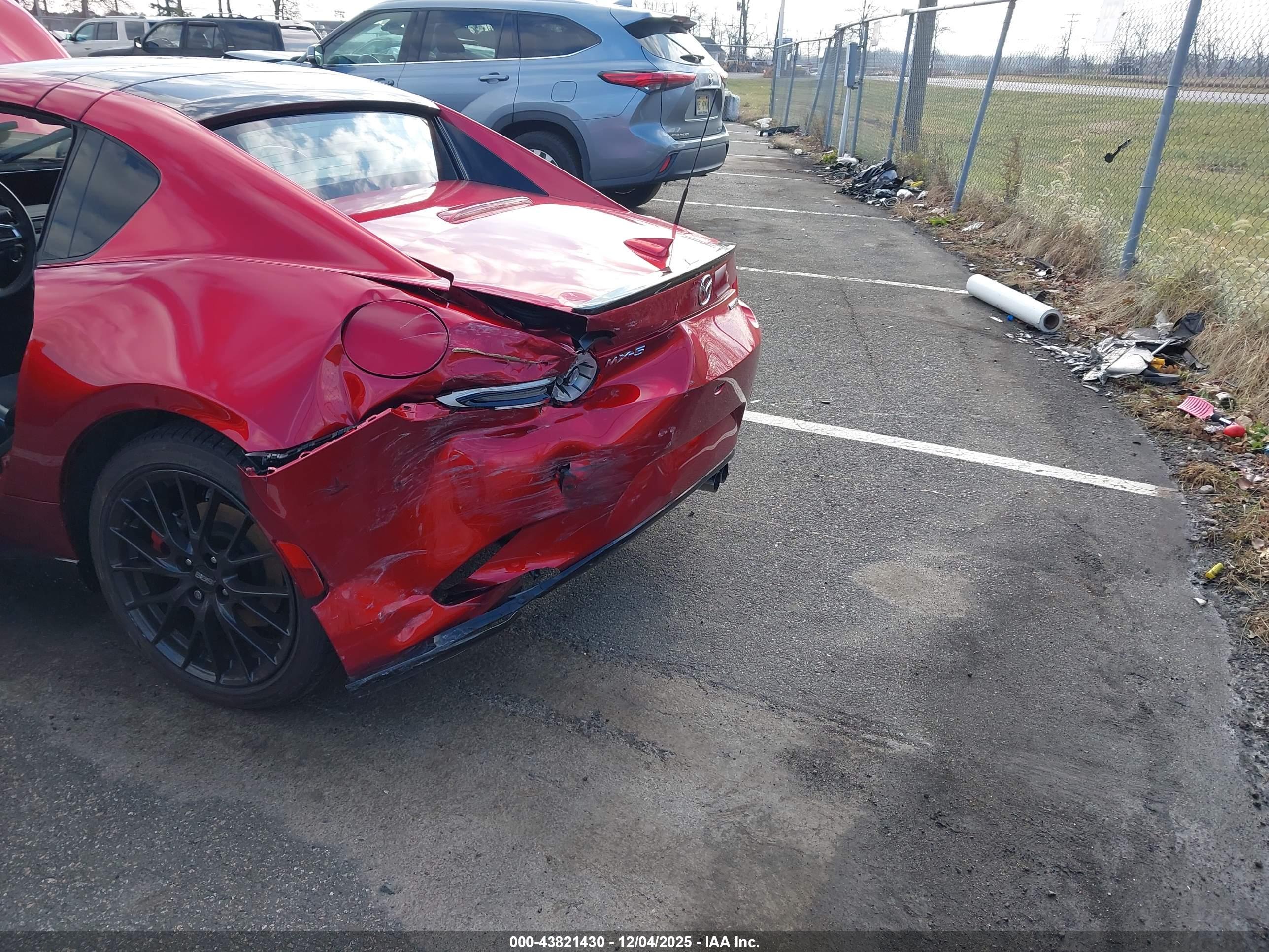 MAZDA MX-5 image 6