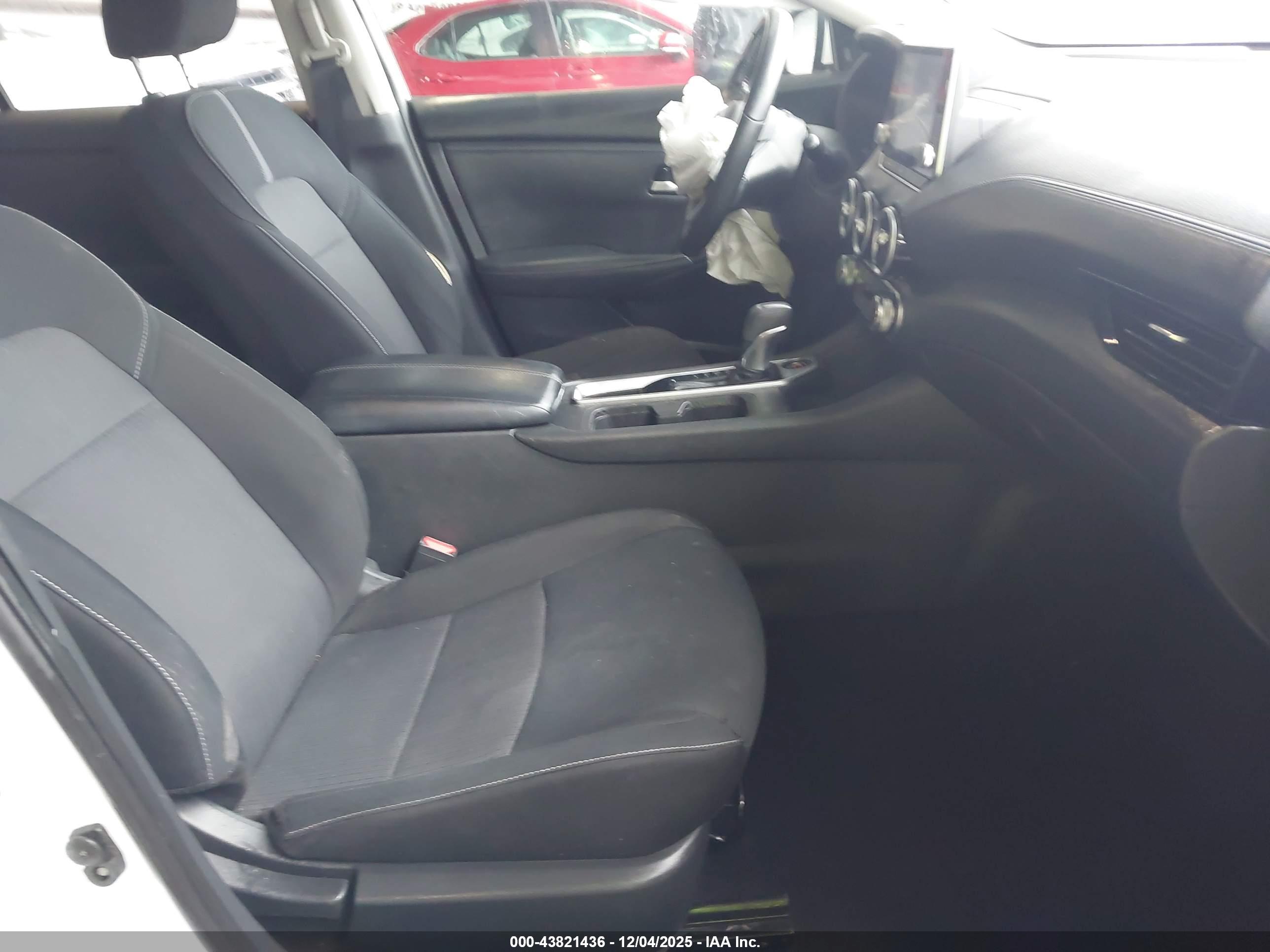 NISSAN SENTRA image 5