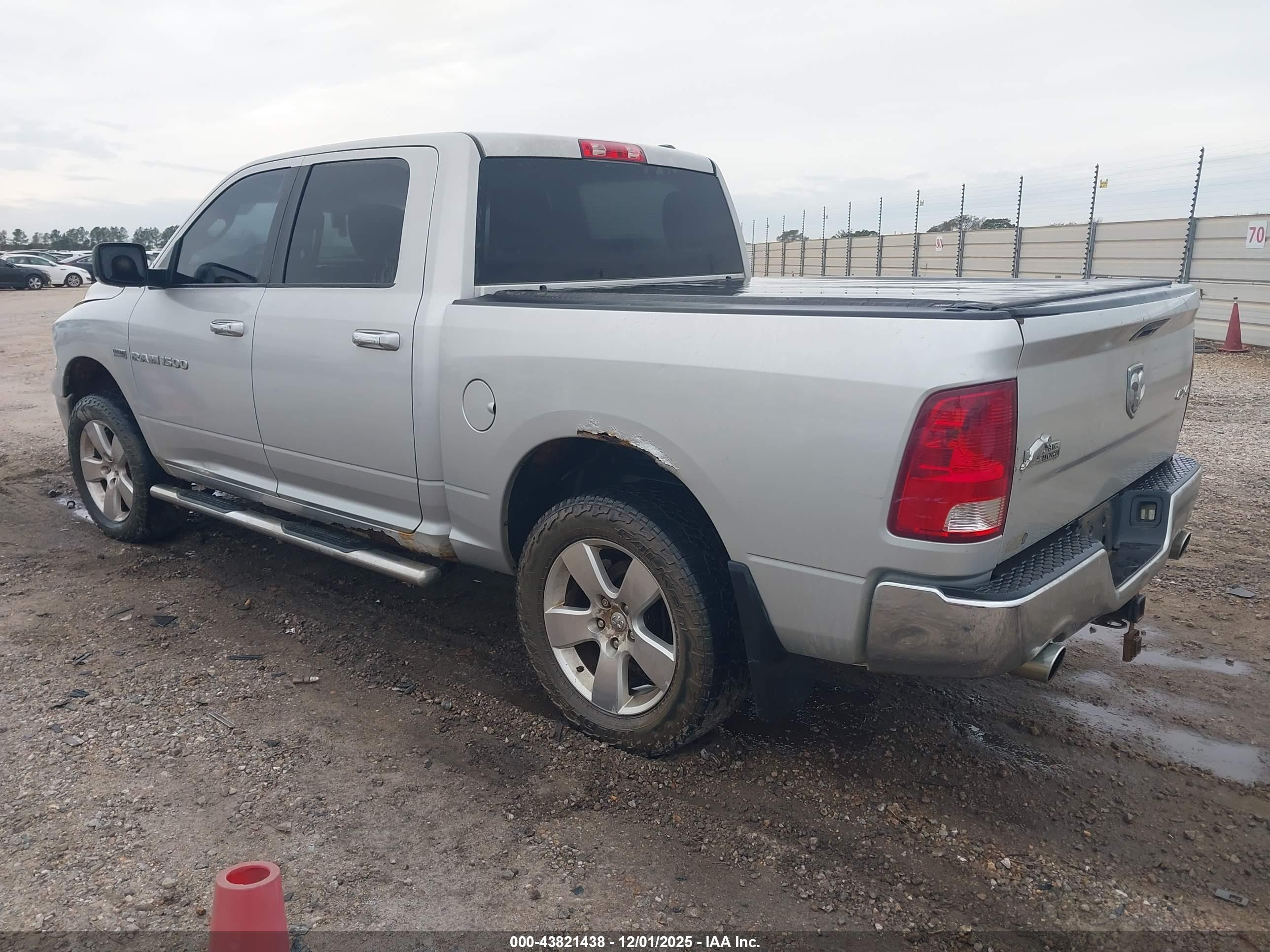 RAM 1500 image 3