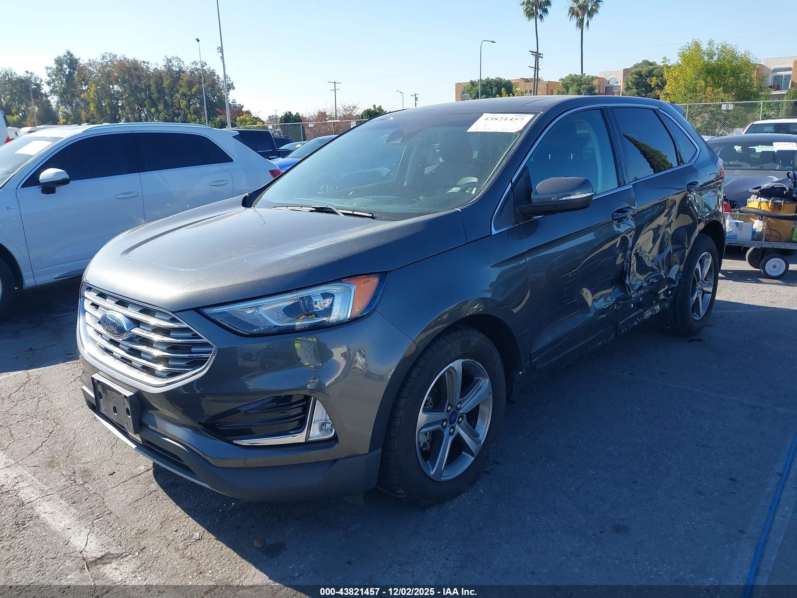 FORD EDGE image 2