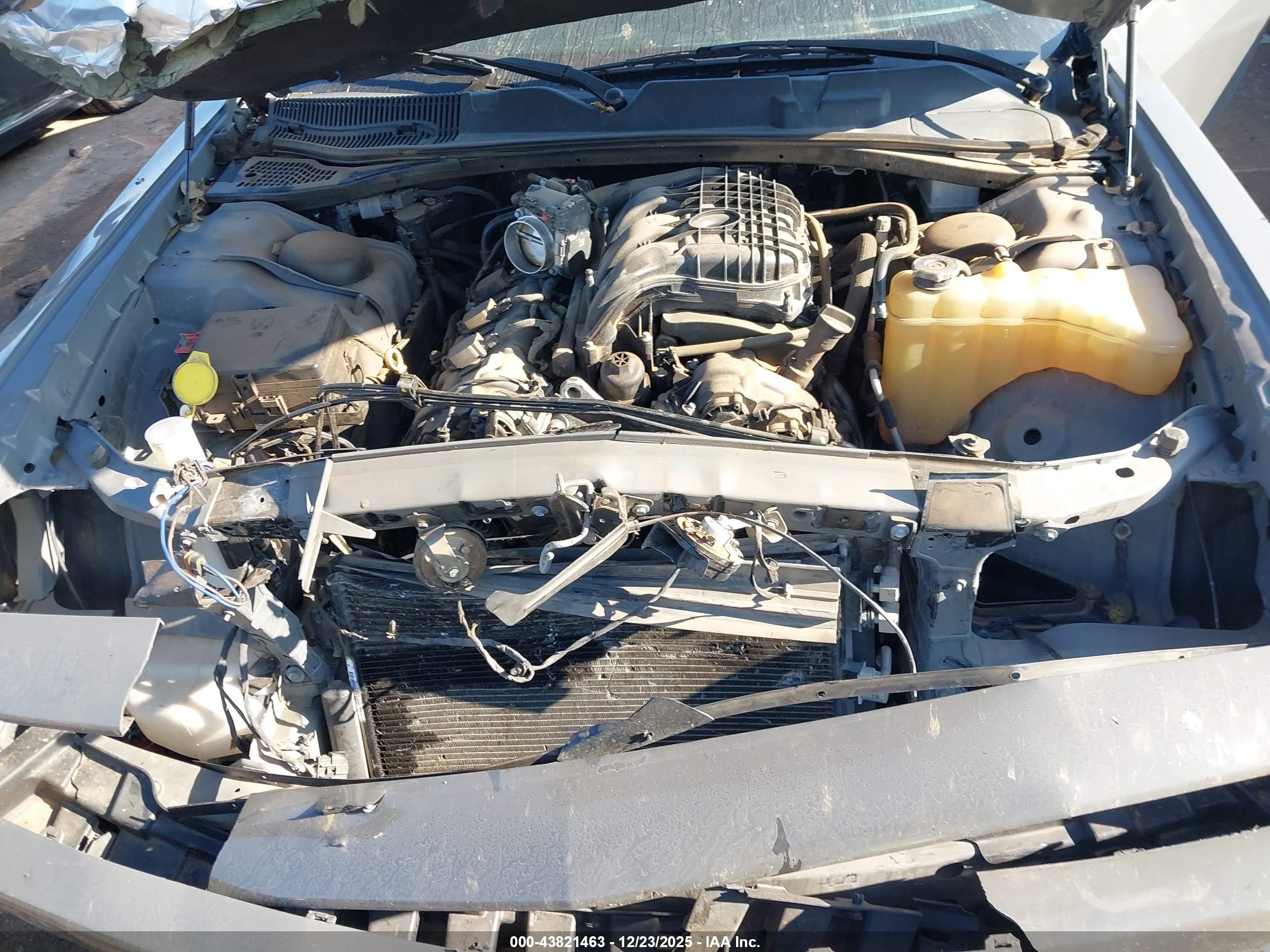 DODGE CHALLENGER image 10