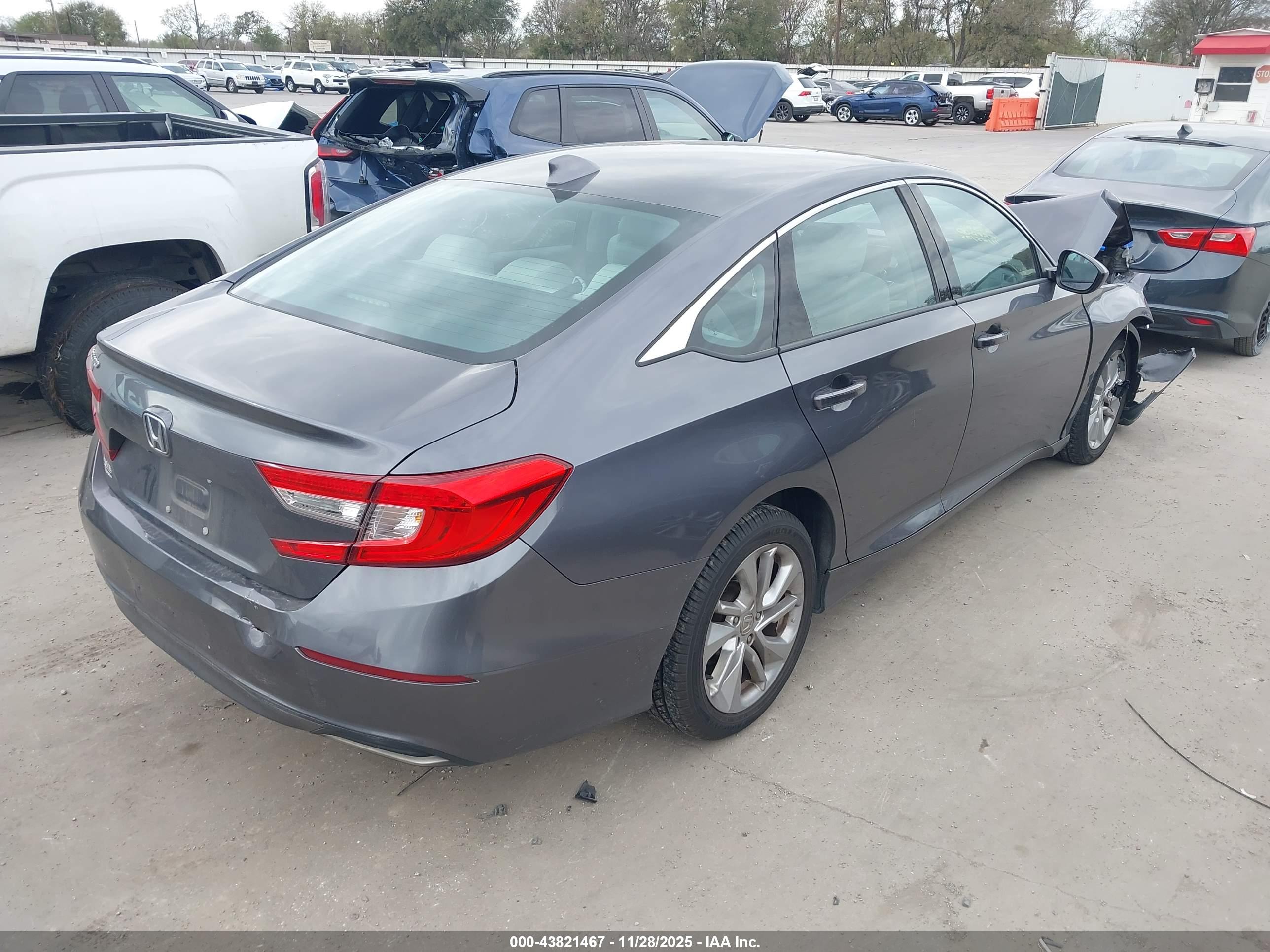 HONDA ACCORD image 4