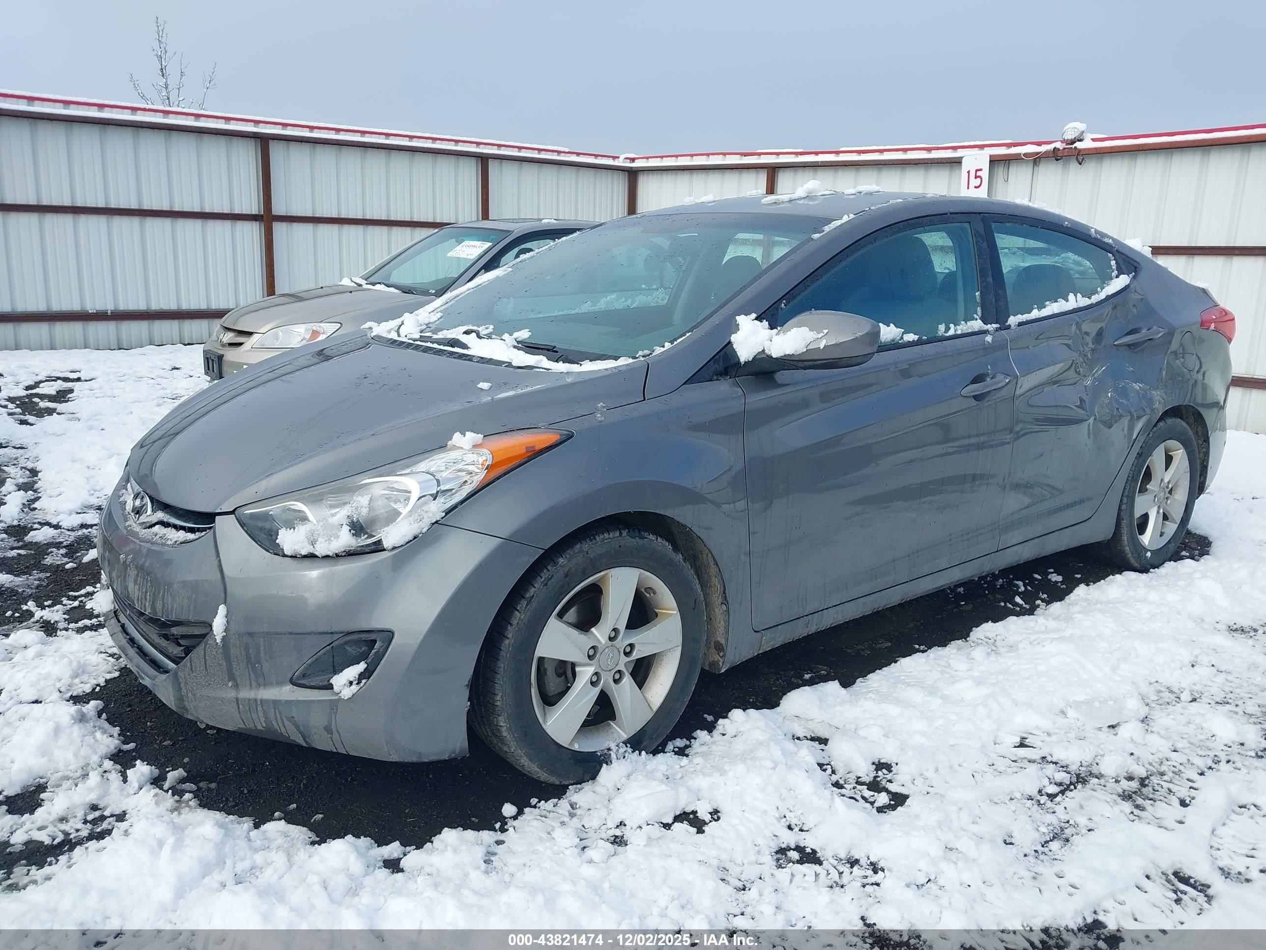 HYUNDAI ELANTRA image 2