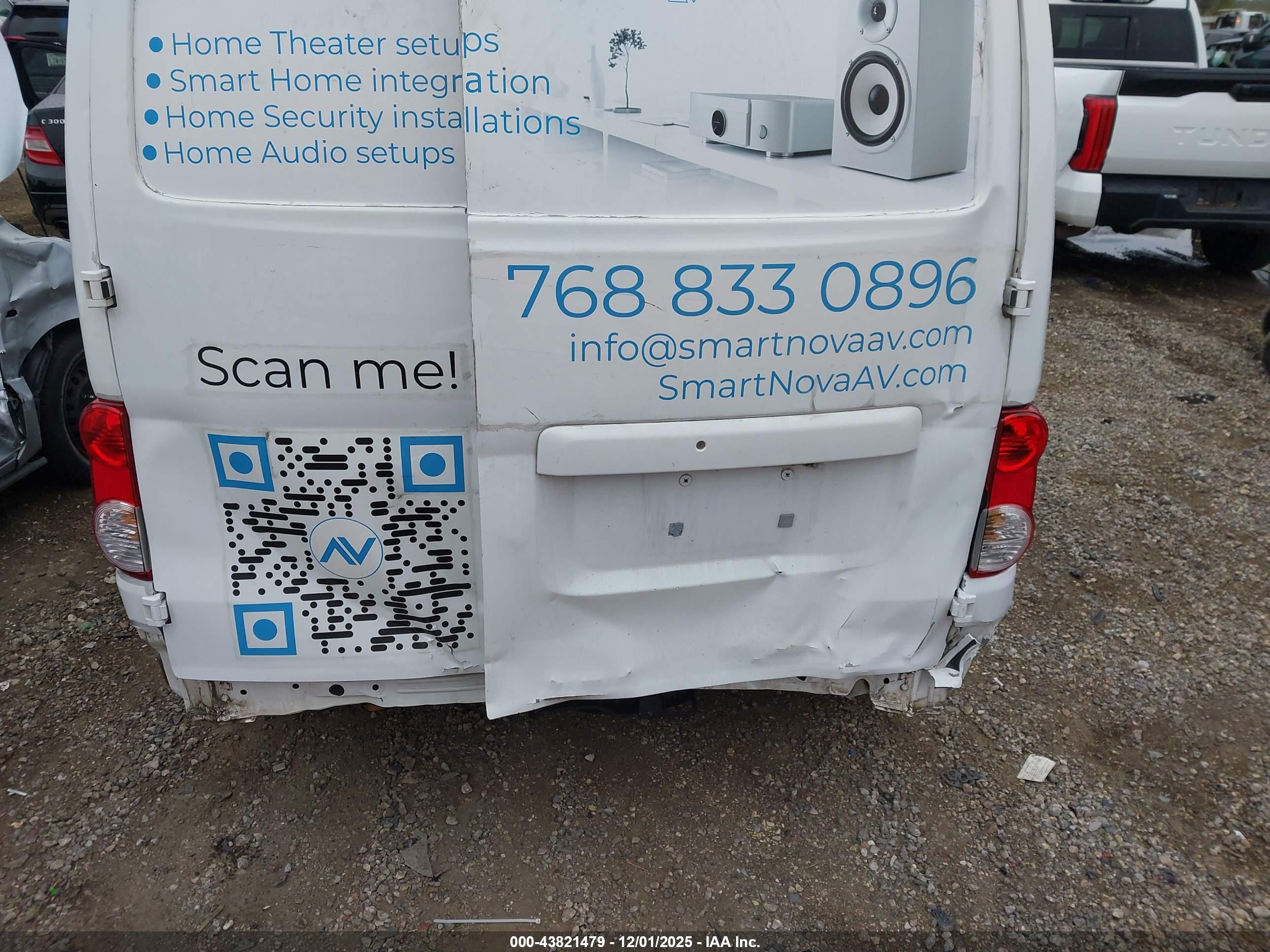 NISSAN NV image 6