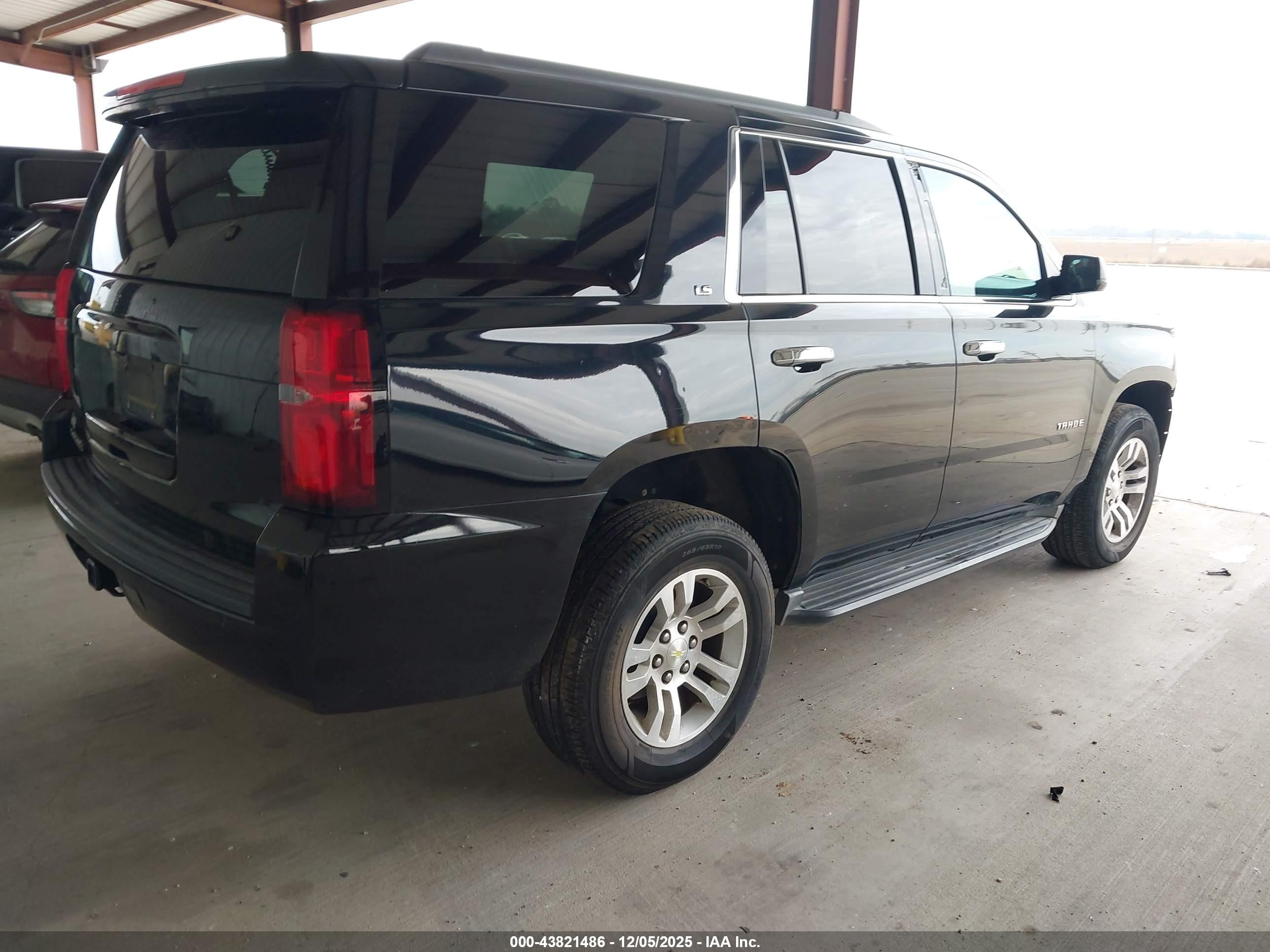 CHEVROLET TAHOE image 4