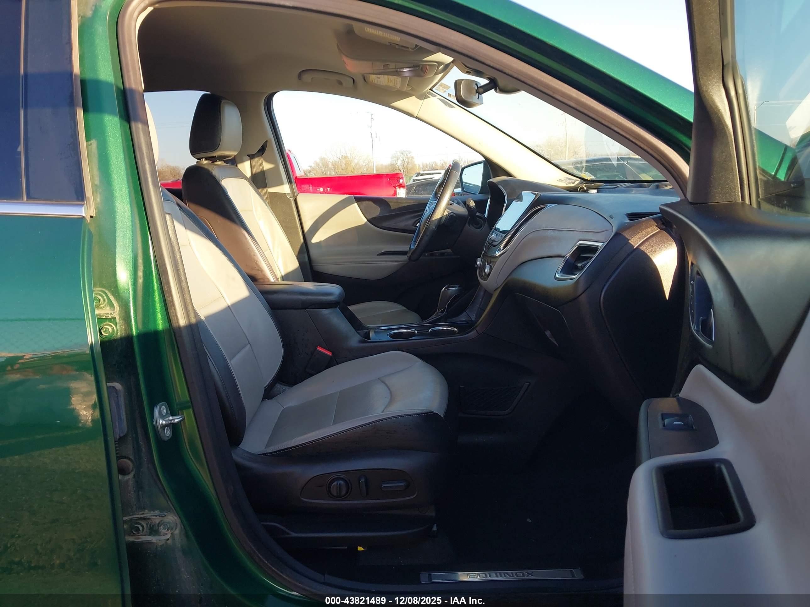 CHEVROLET EQUINOX image 5