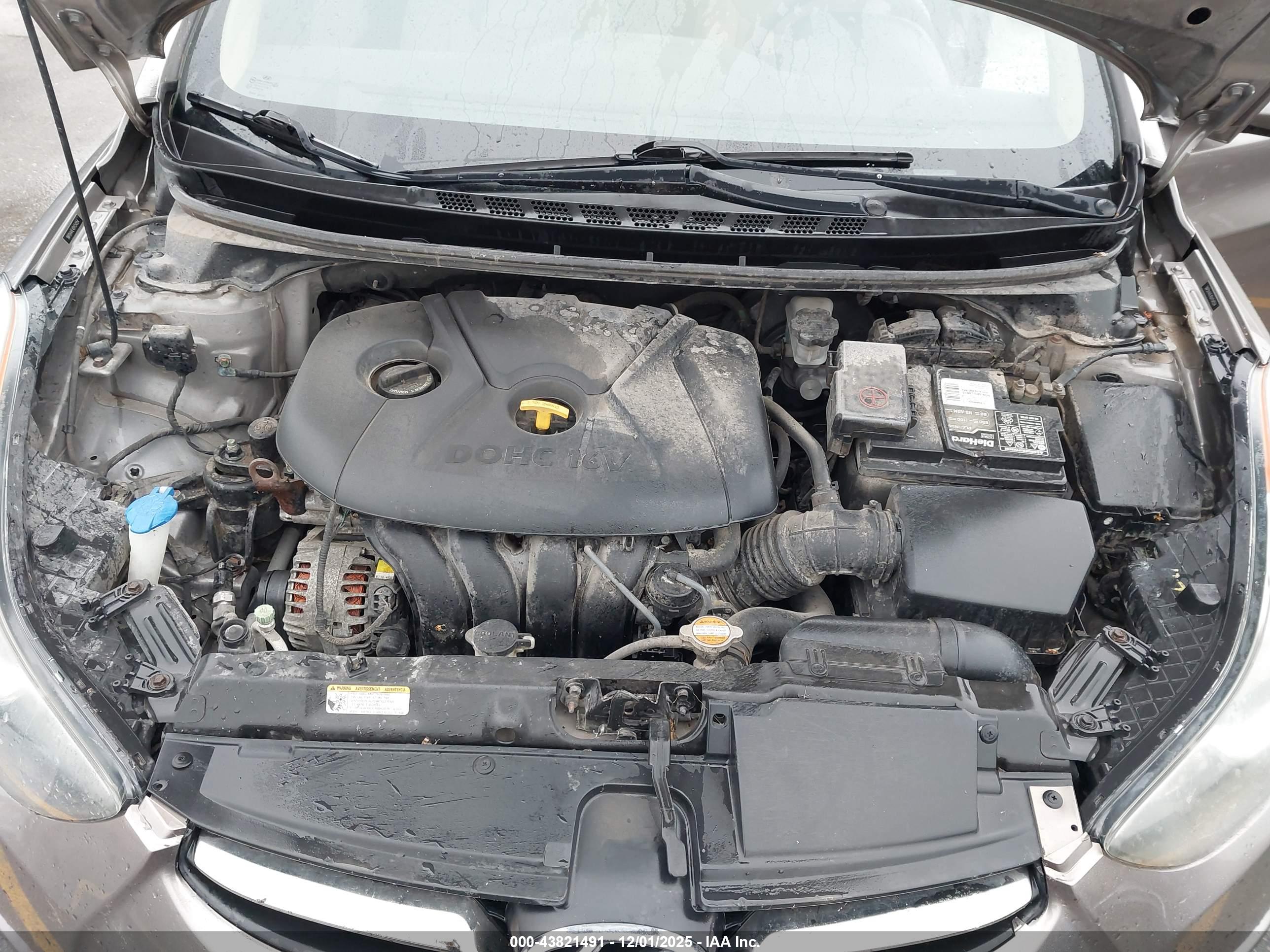 HYUNDAI ELANTRA image 10