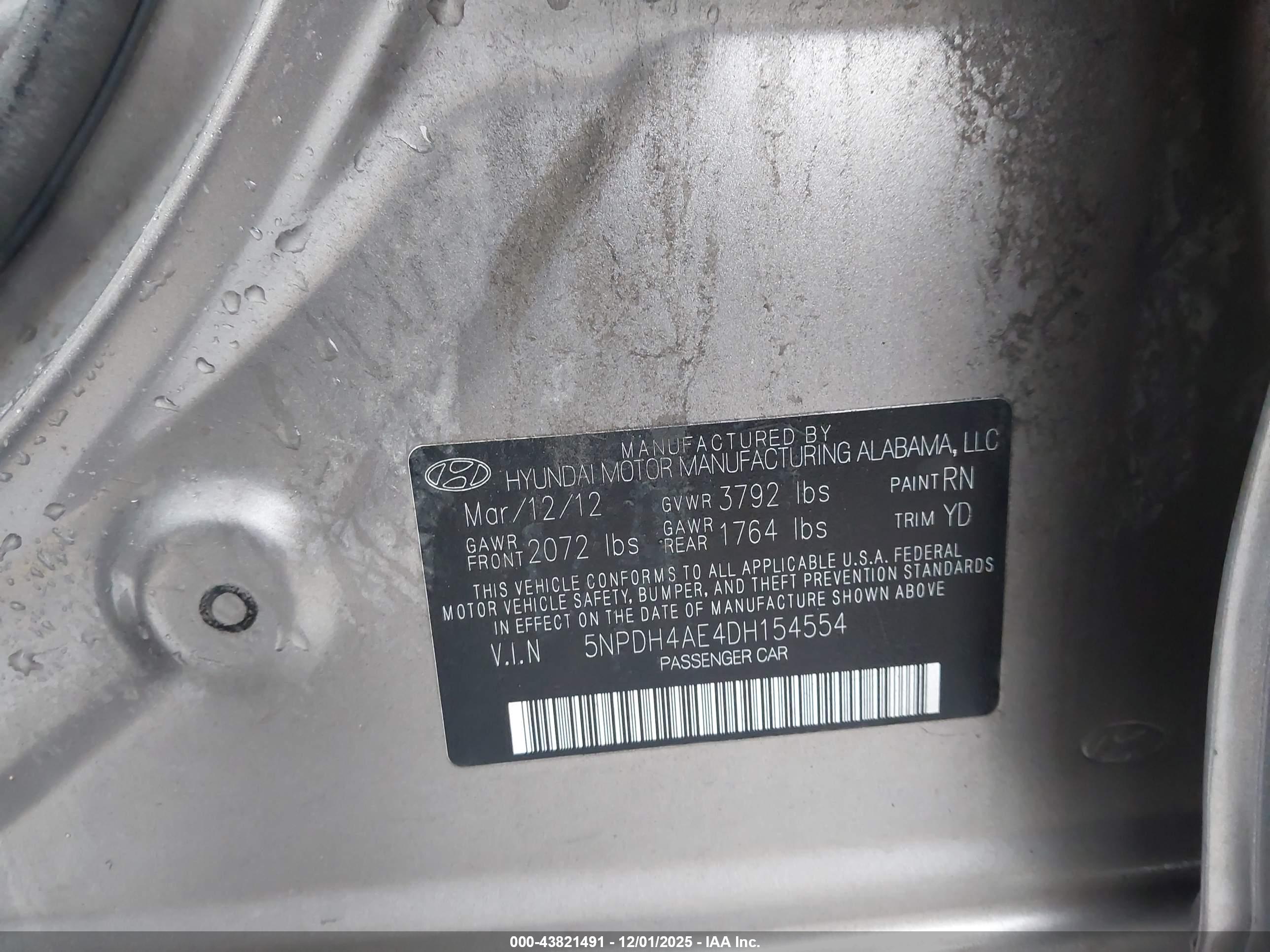 HYUNDAI ELANTRA image 9