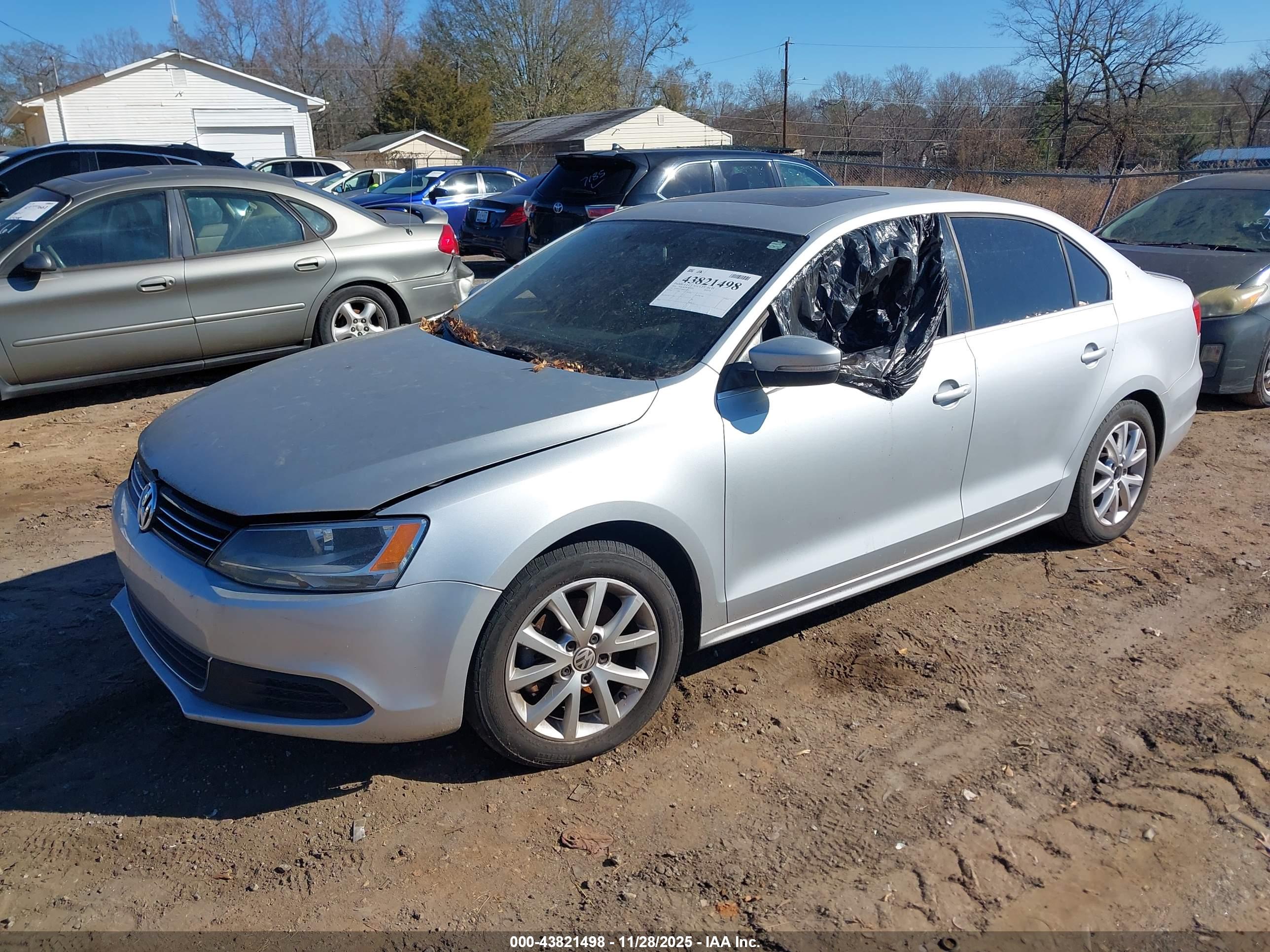 VOLKSWAGEN JETTA image 2