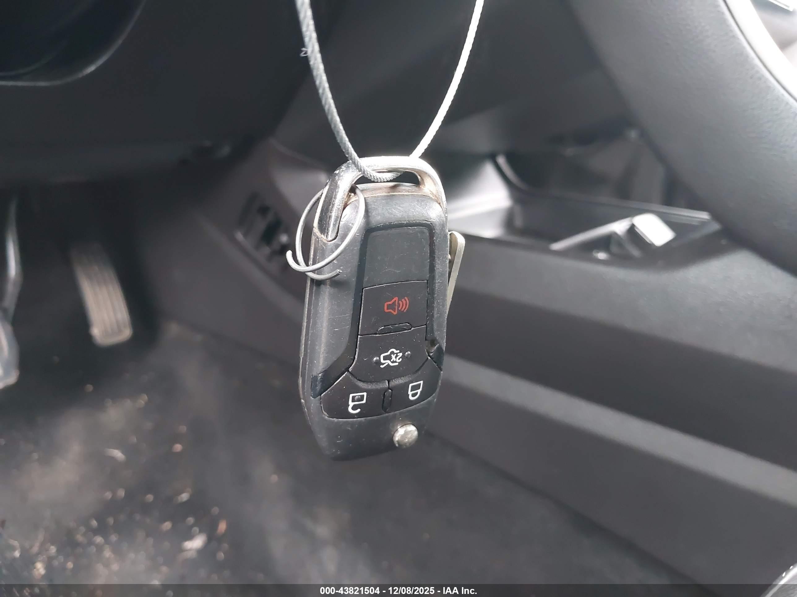 FORD FUSION image 11