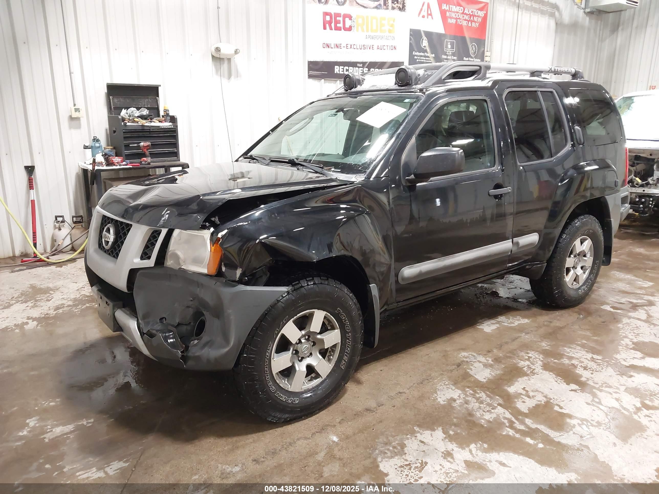 NISSAN XTERRA image 2