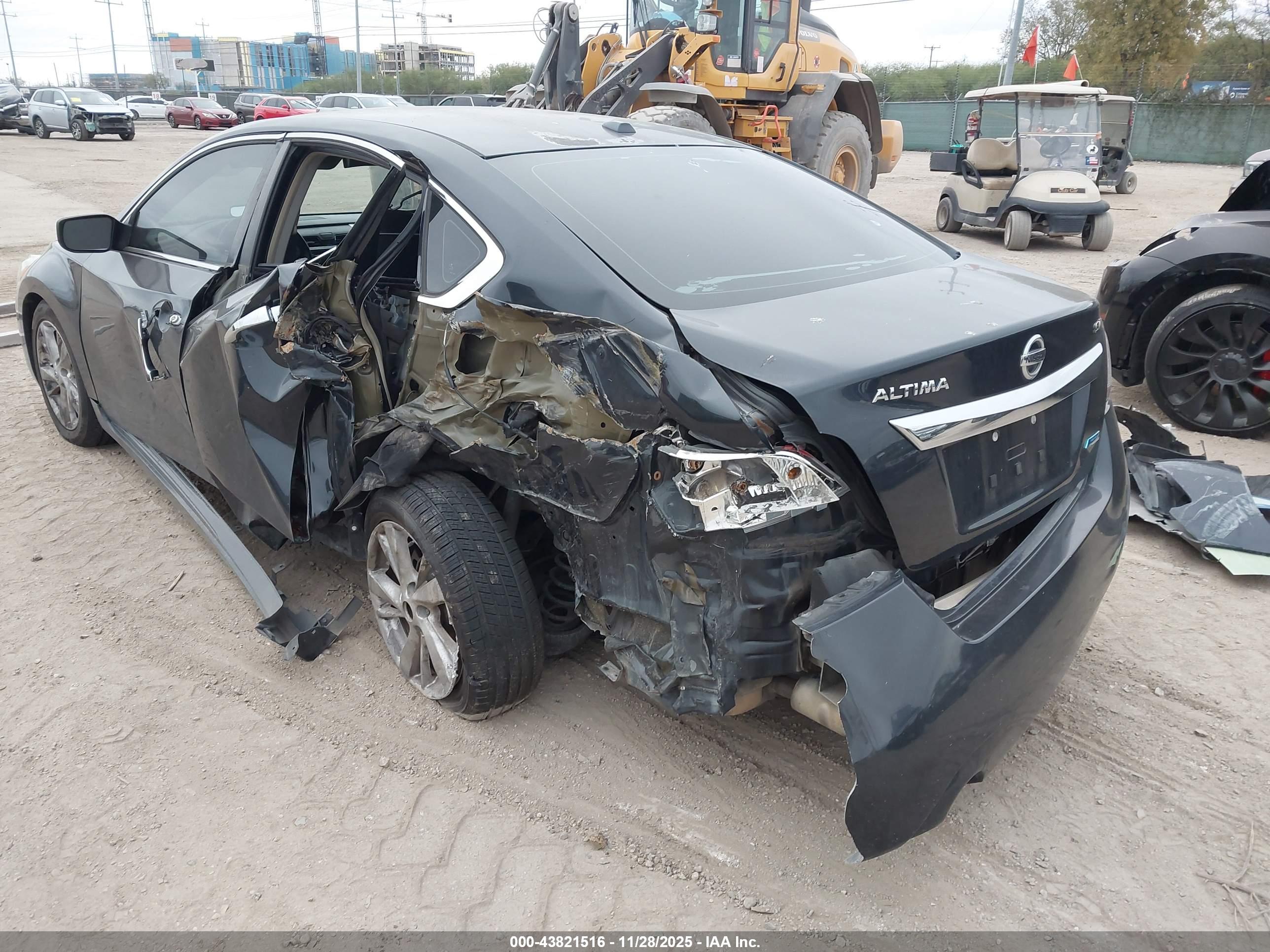 NISSAN ALTIMA image 3