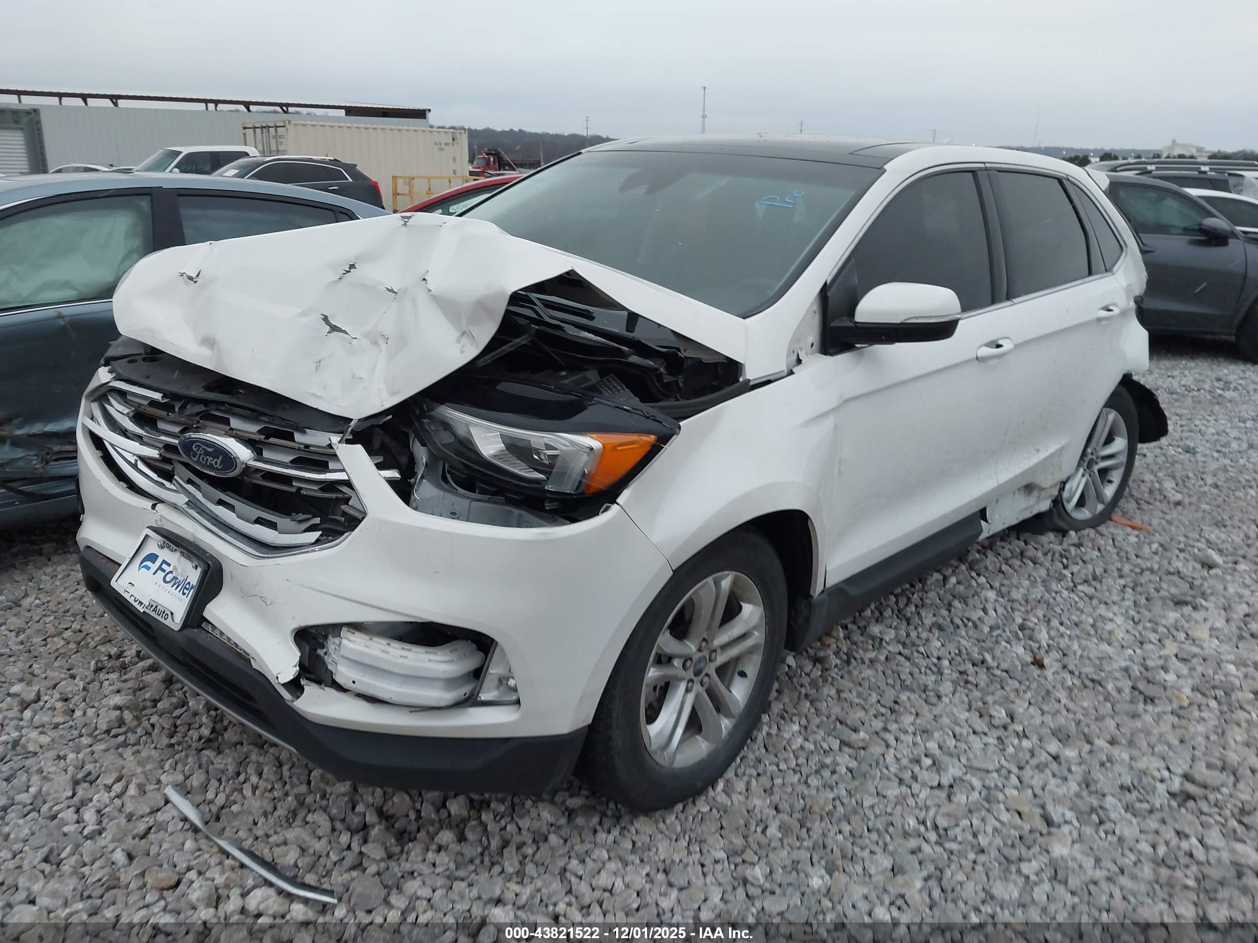 FORD EDGE image 2