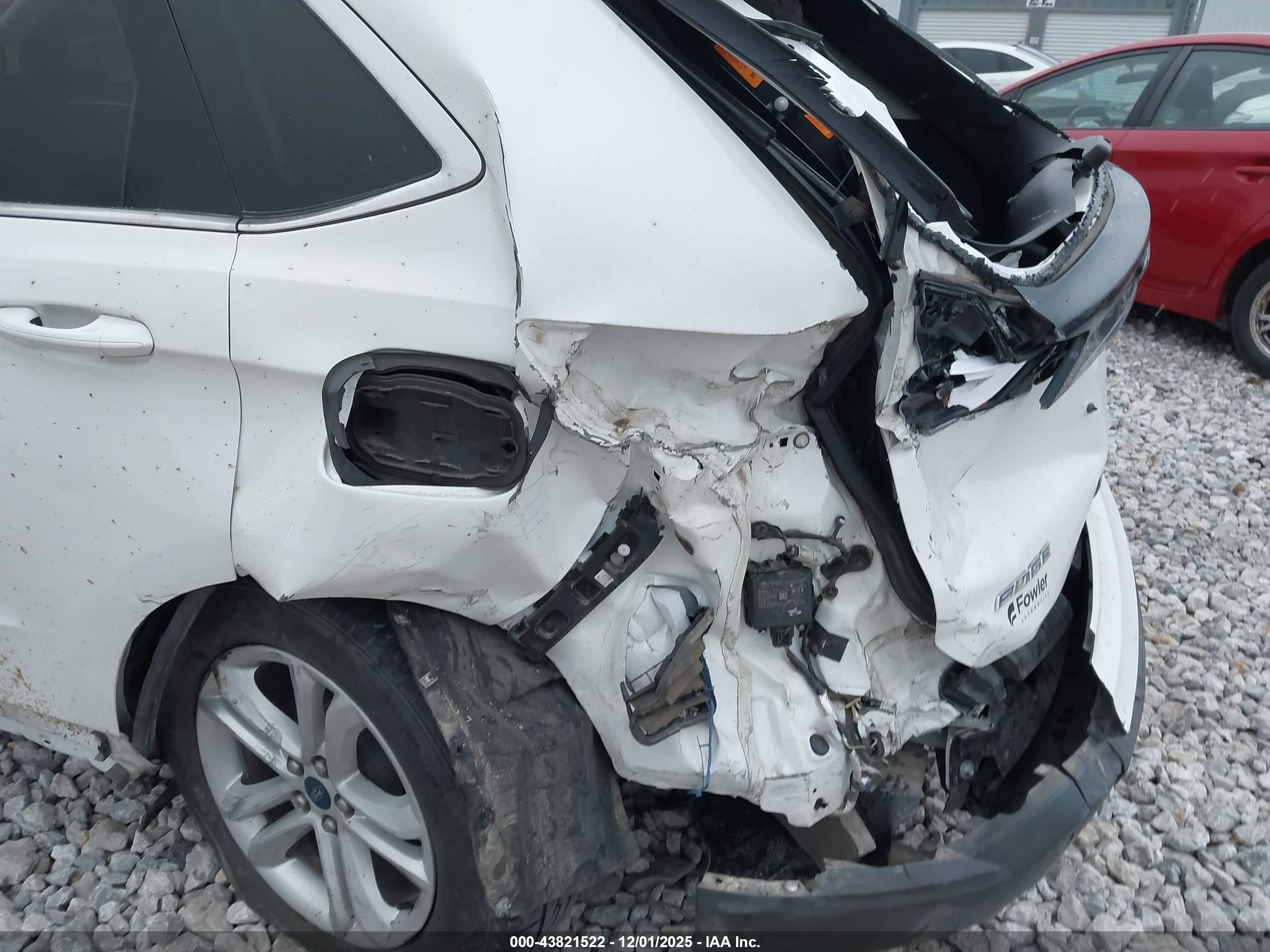 FORD EDGE image 6