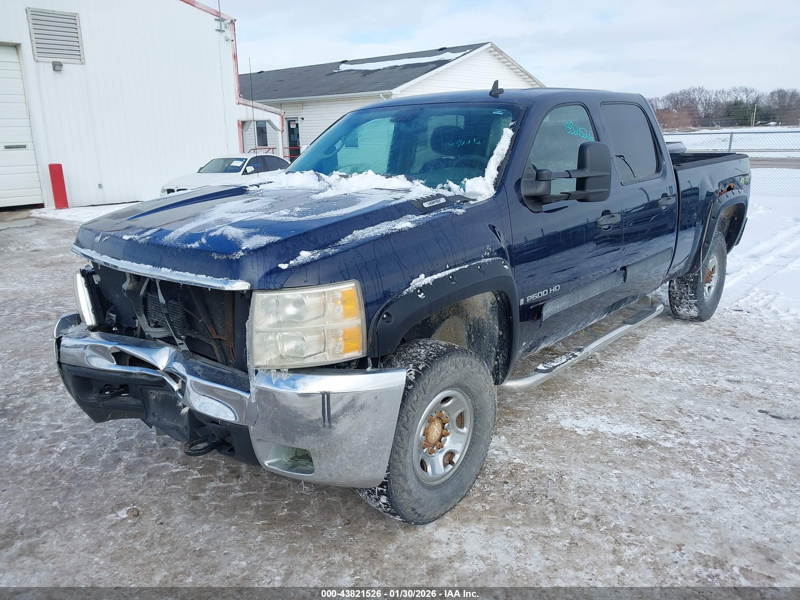 CHEVROLET SILVERADO image 2