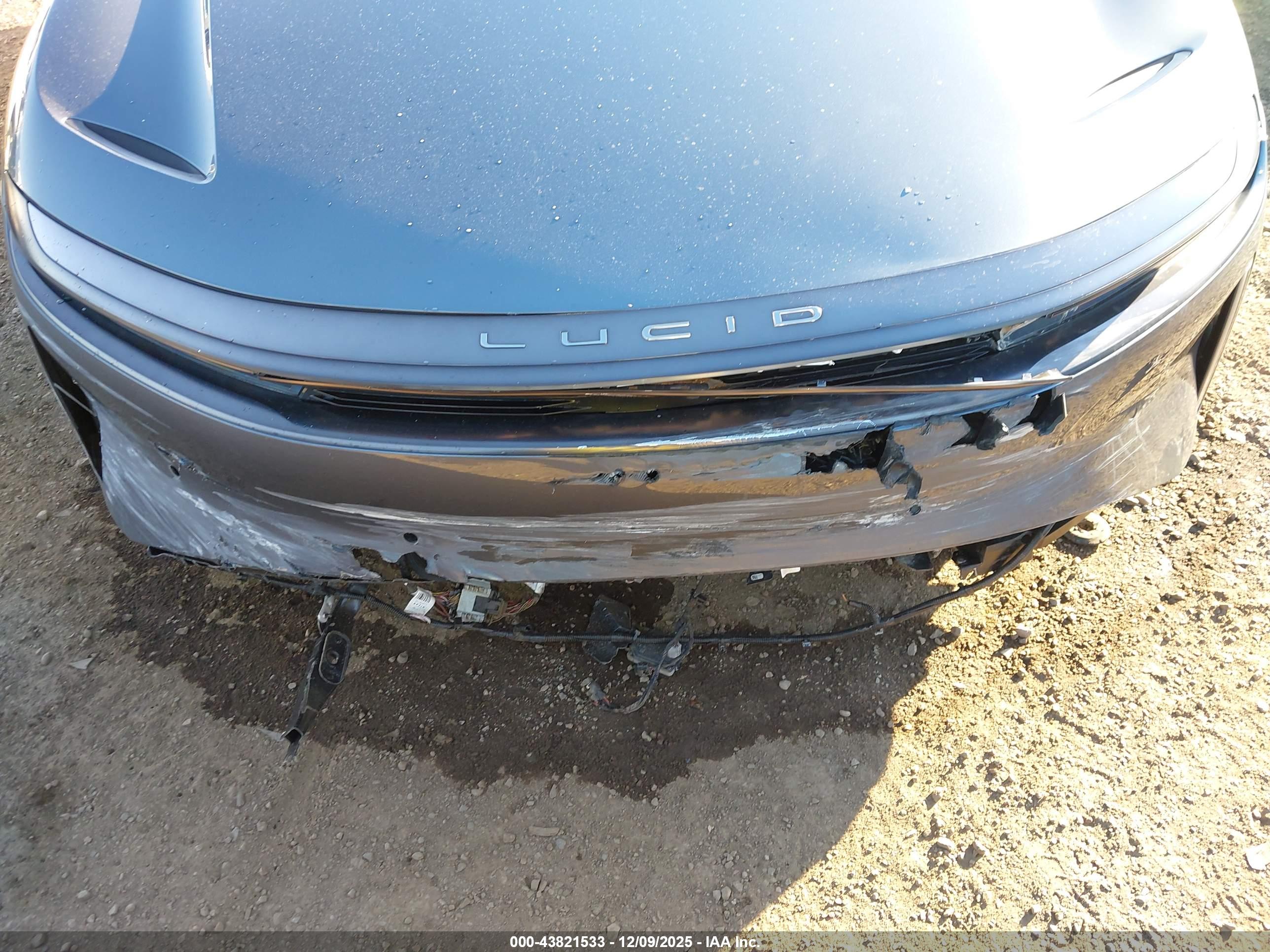 LUCID AIR image 6