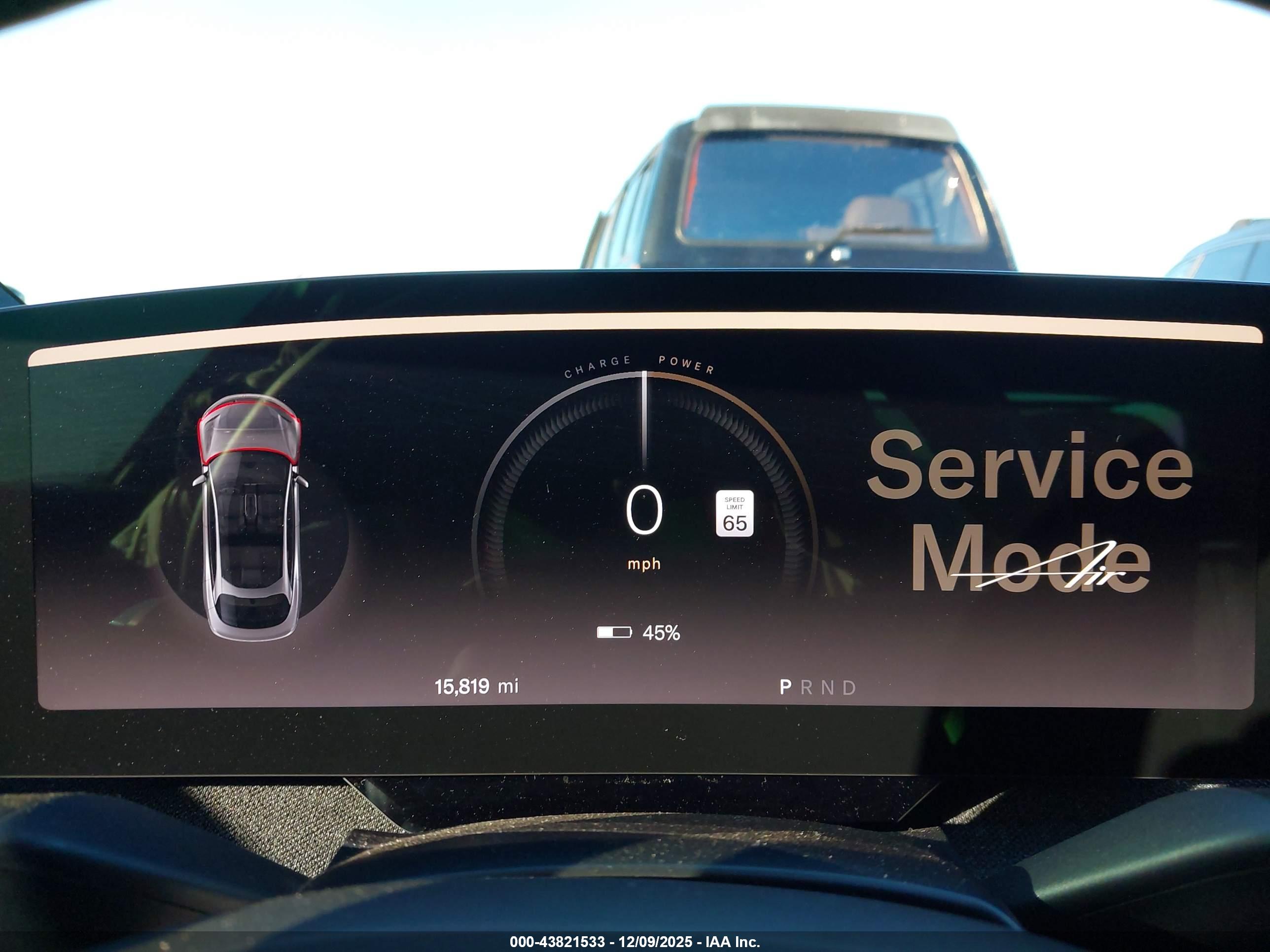 LUCID AIR image 7