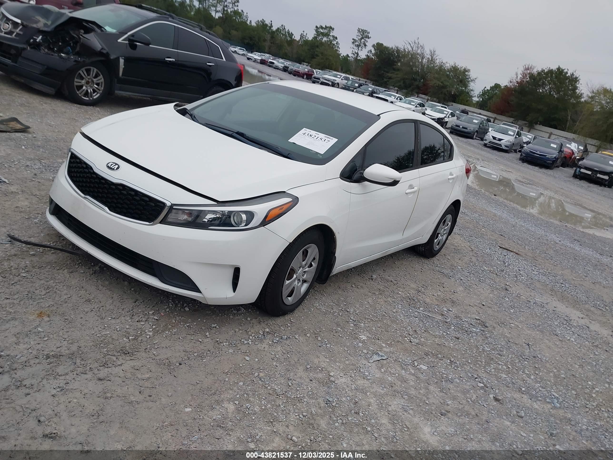 KIA FORTE image 2