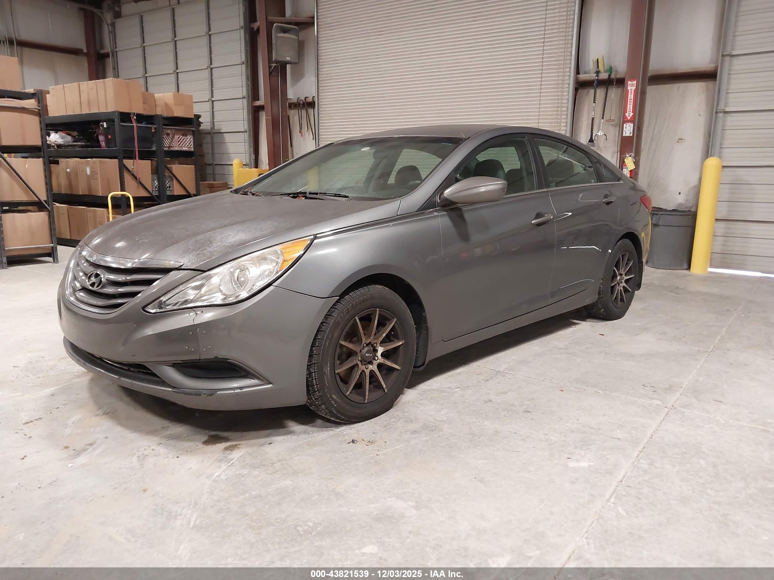 HYUNDAI SONATA image 2