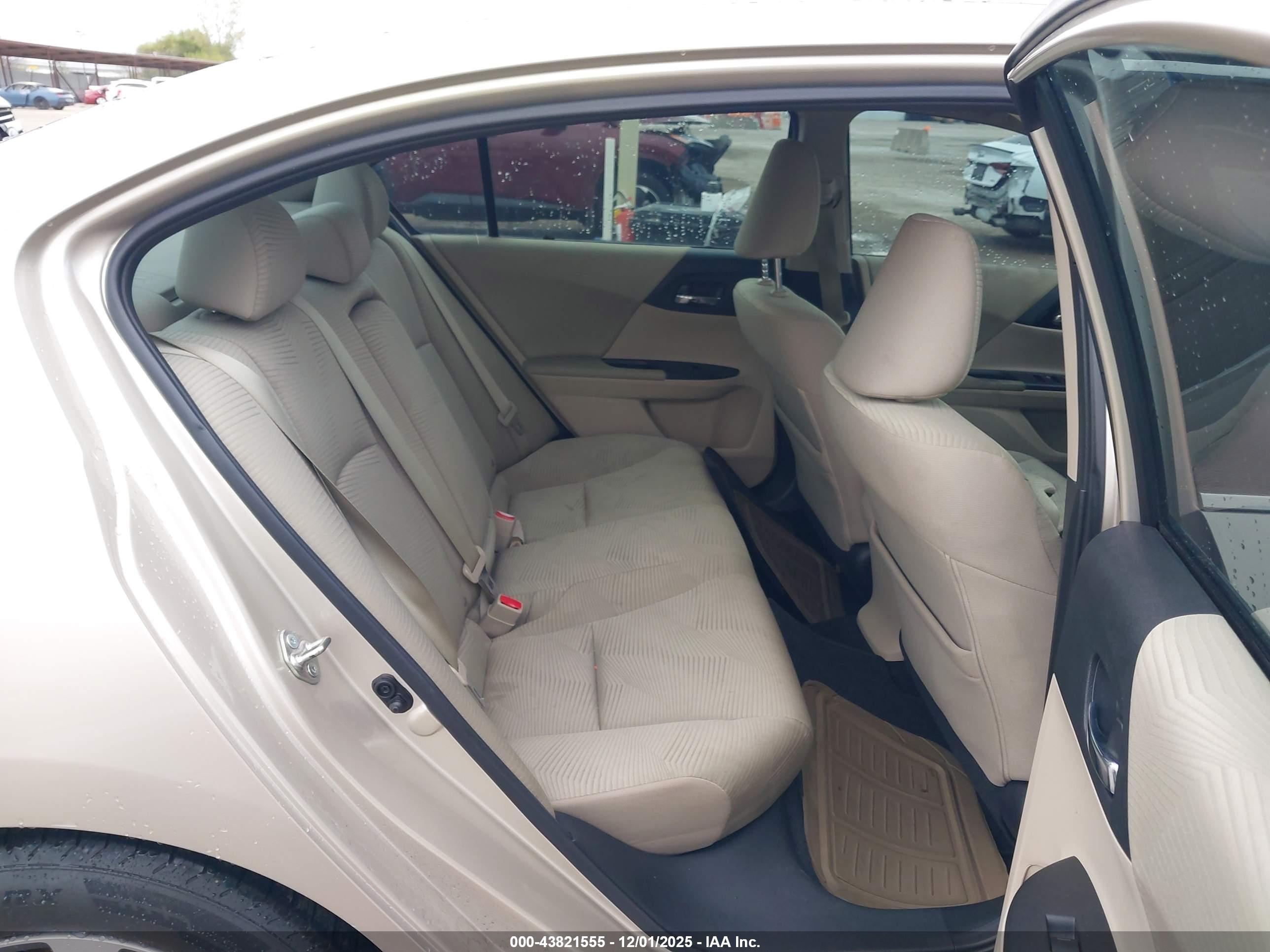 HONDA ACCORD image 8