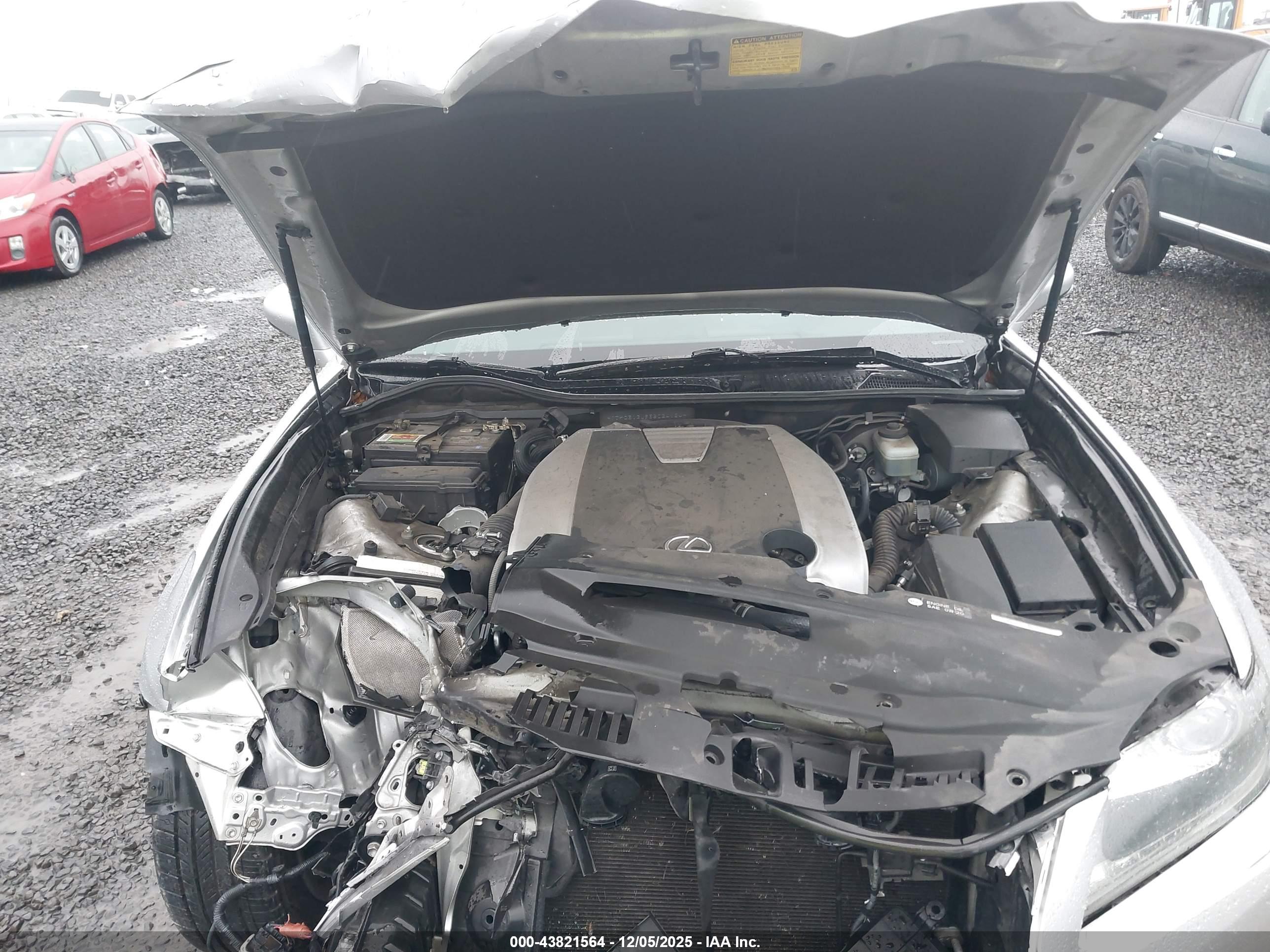 LEXUS GS image 10