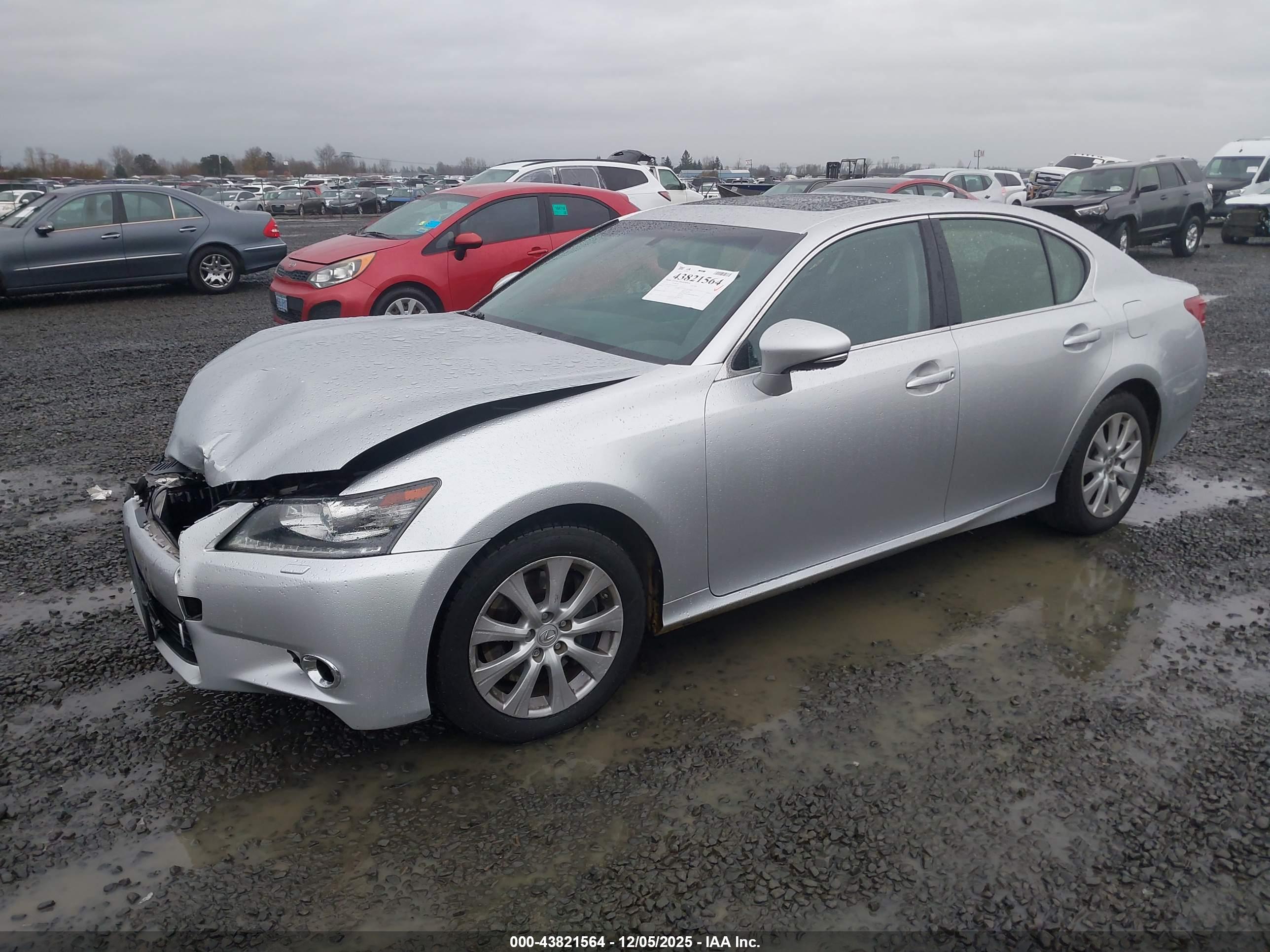 LEXUS GS image 2