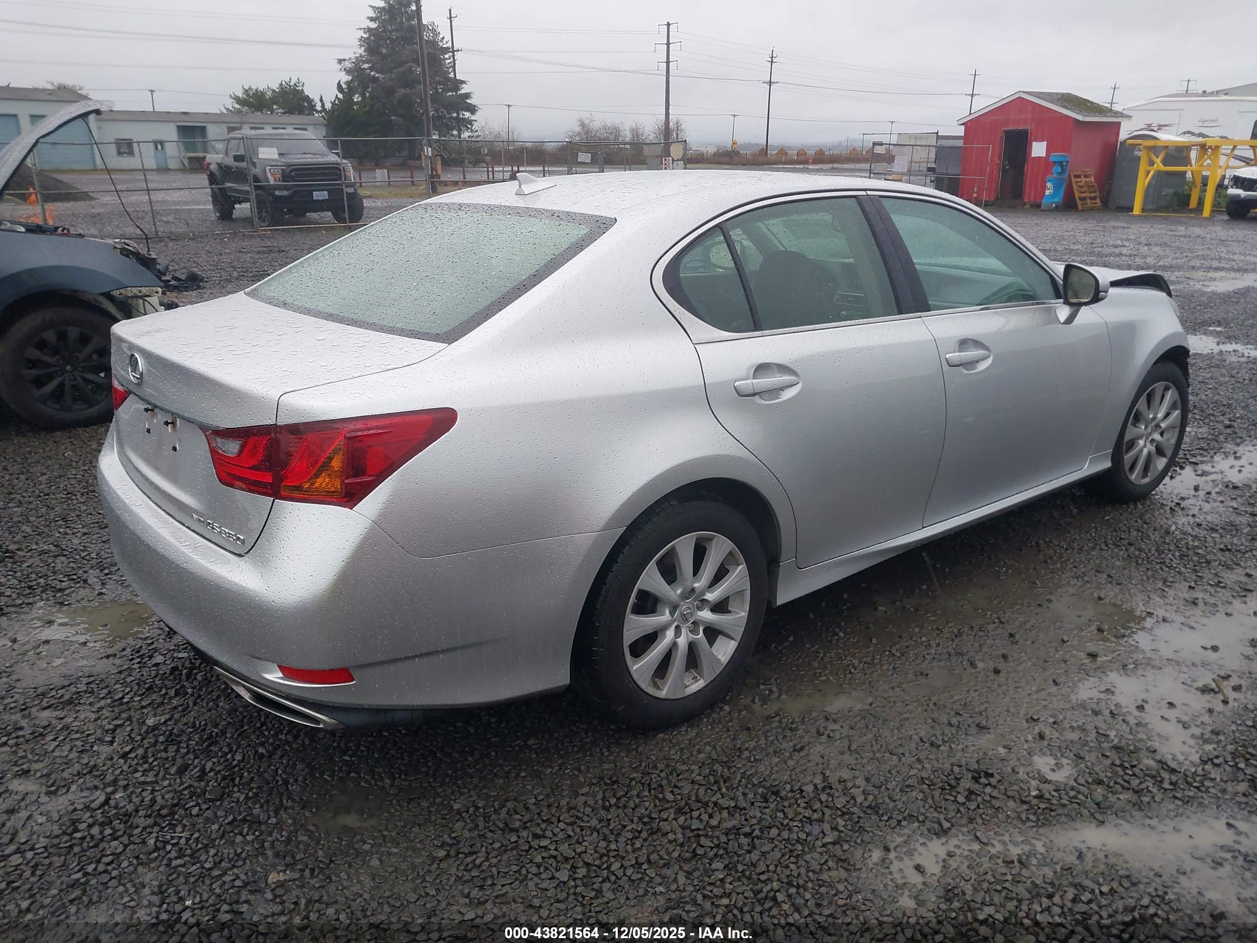 LEXUS GS image 4