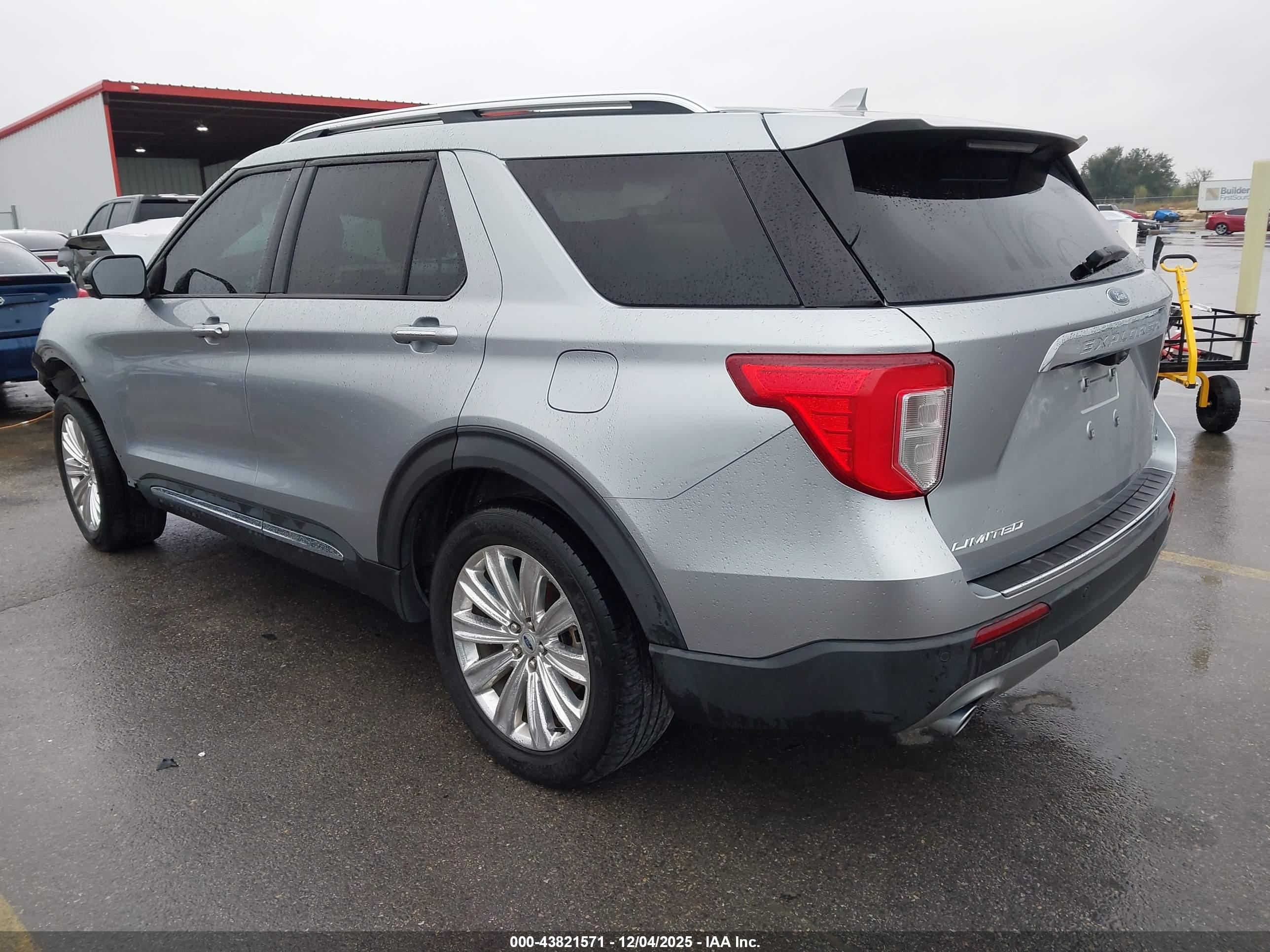 FORD EXPLORER image 3
