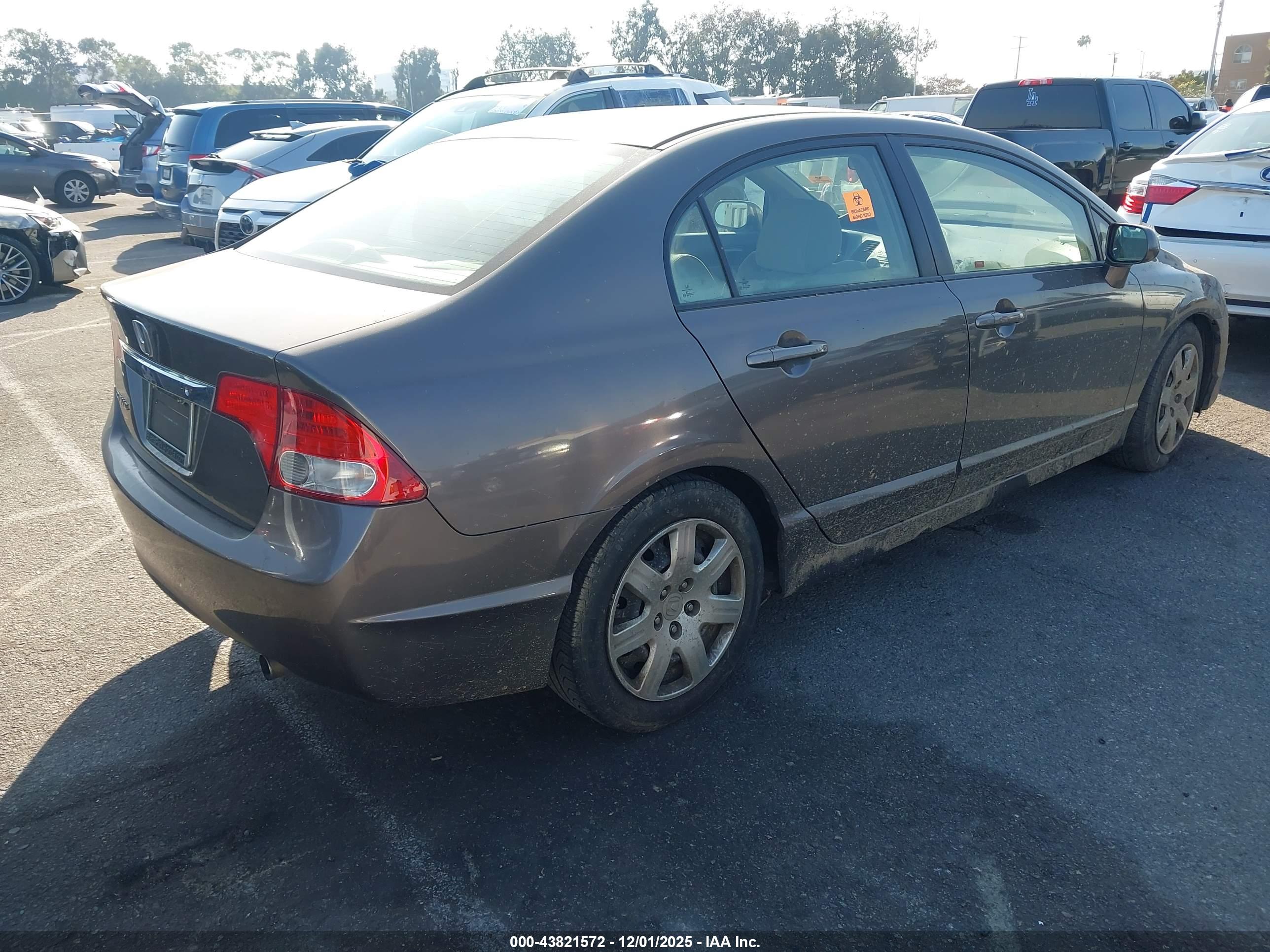 HONDA CIVIC image 4