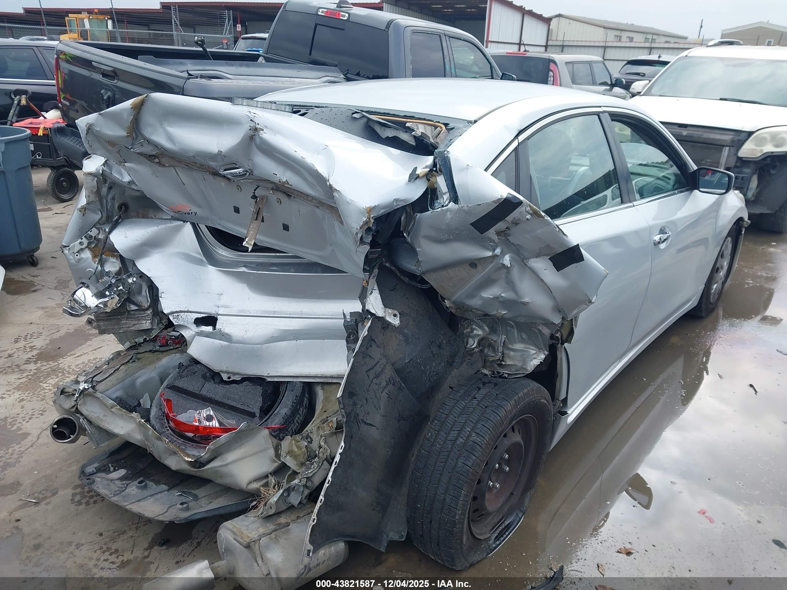 NISSAN ALTIMA image 6