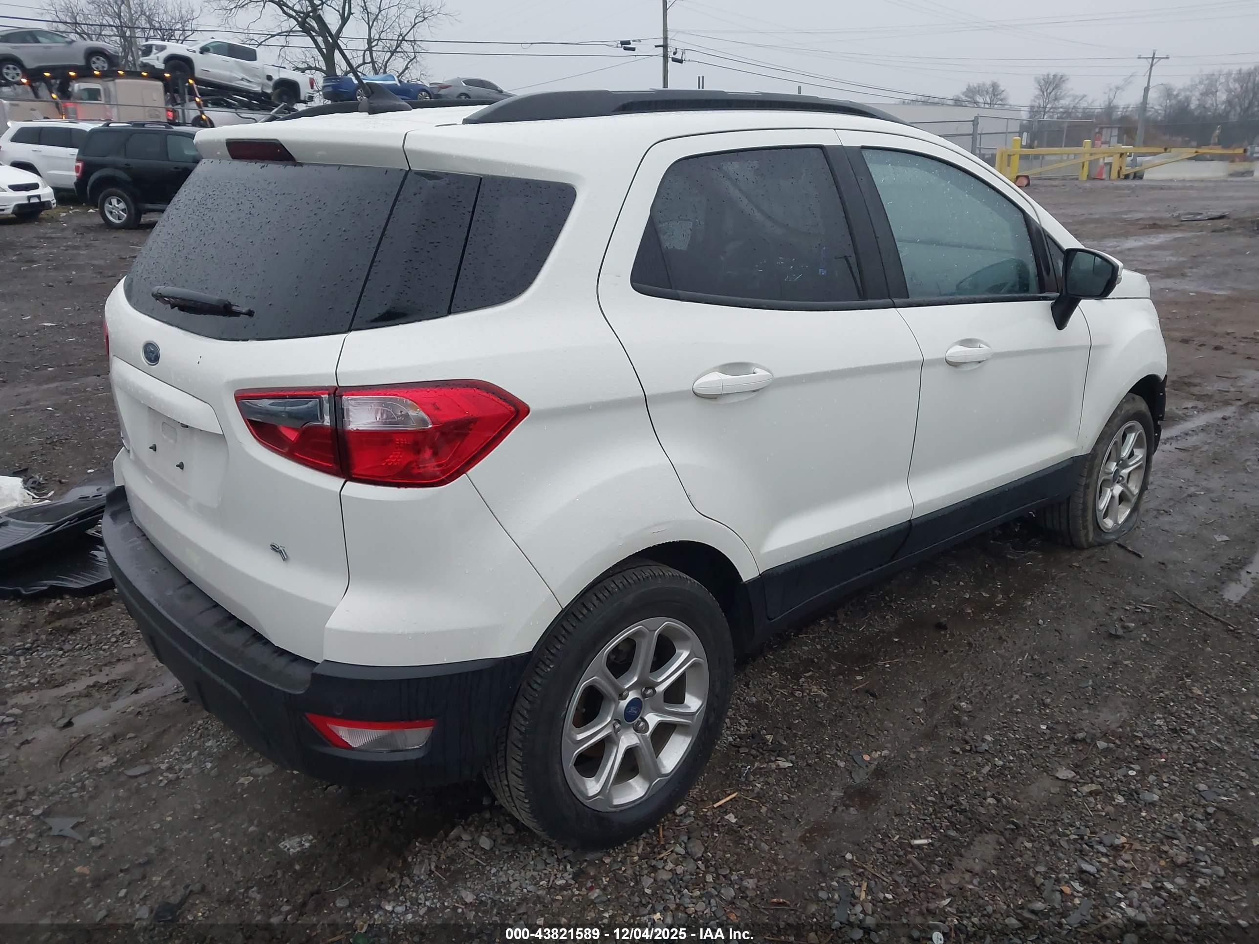 FORD ECOSPORT image 4