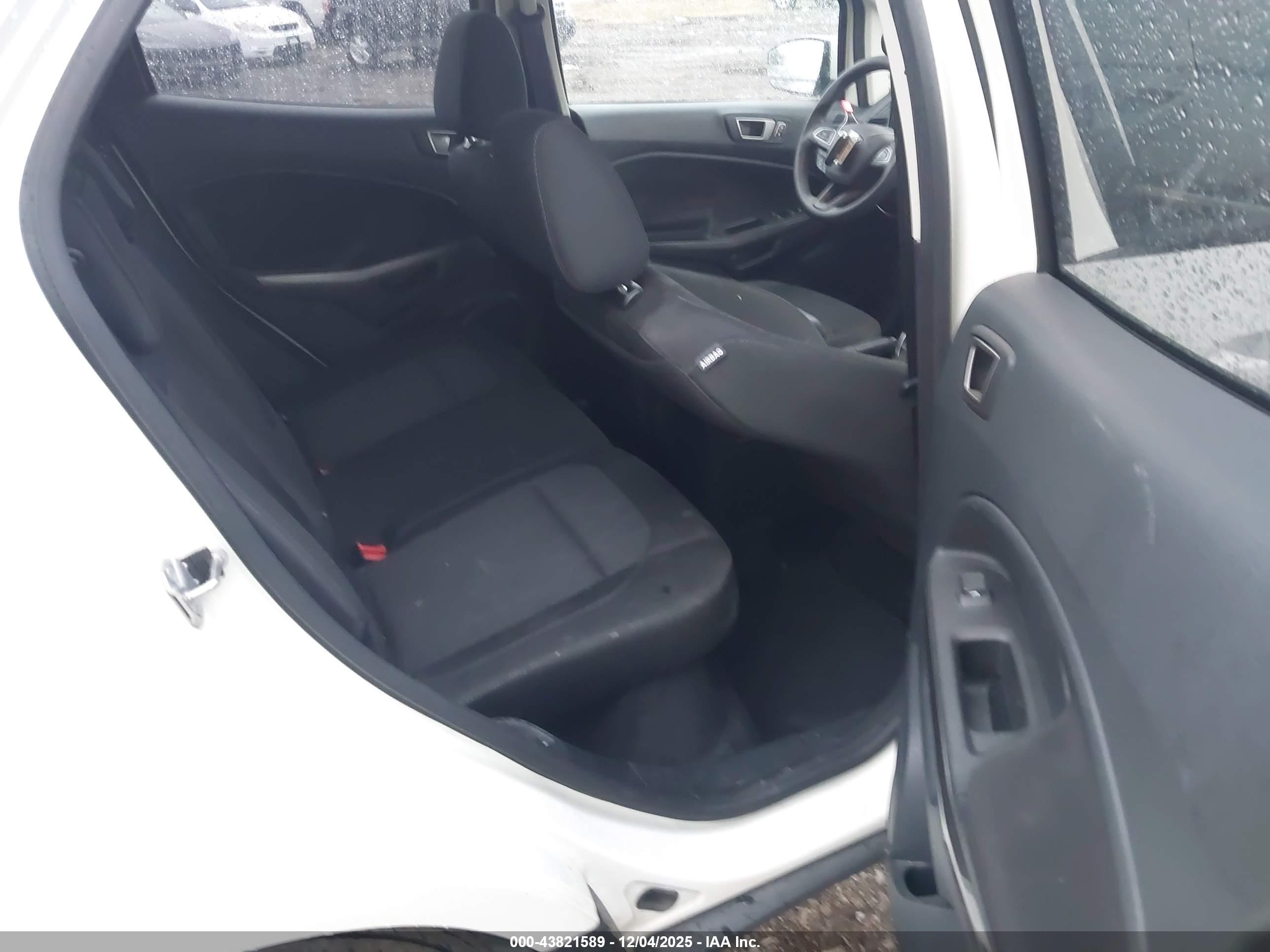 FORD ECOSPORT image 8